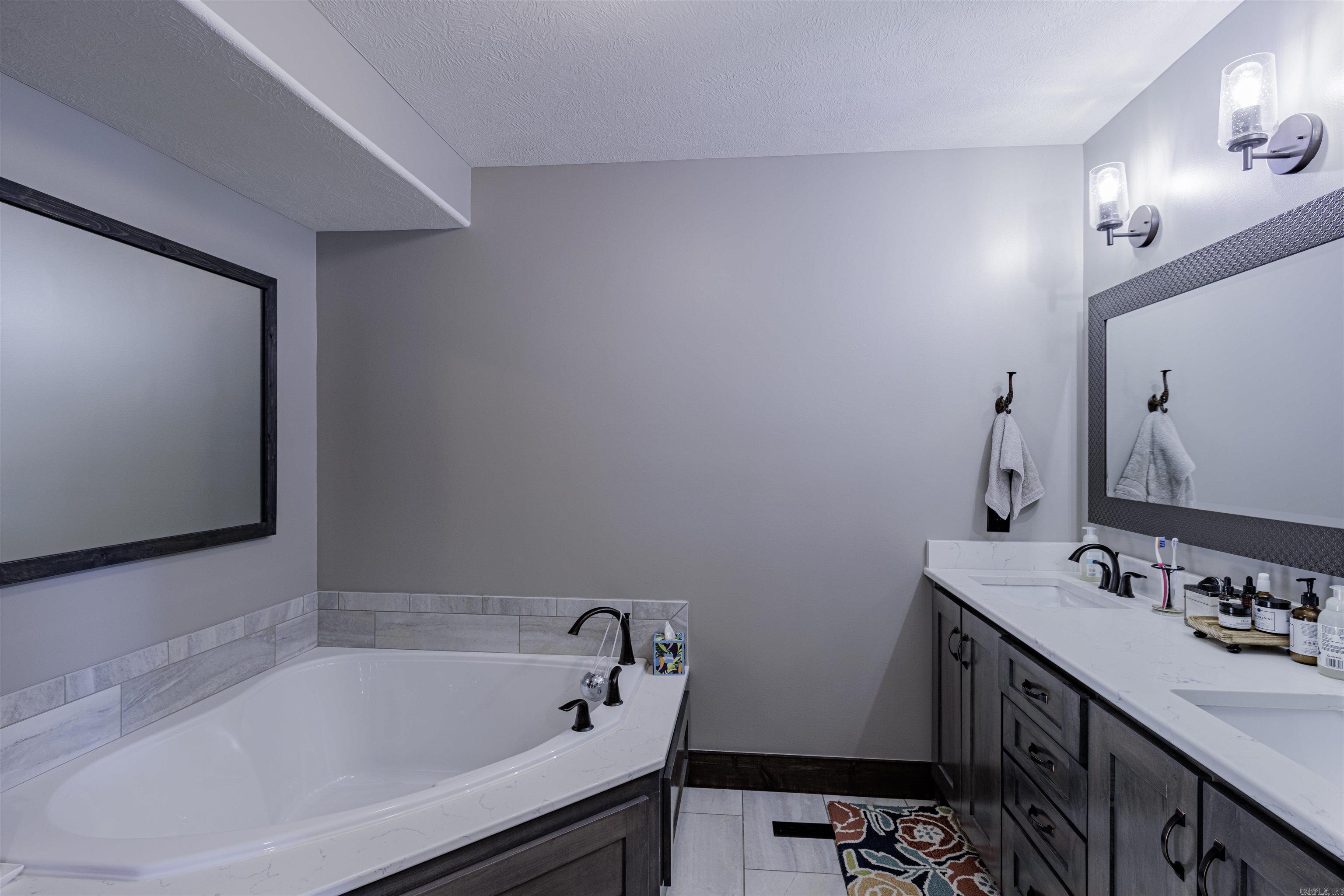 SYCAMORE SPRINGS ACRES - Residential