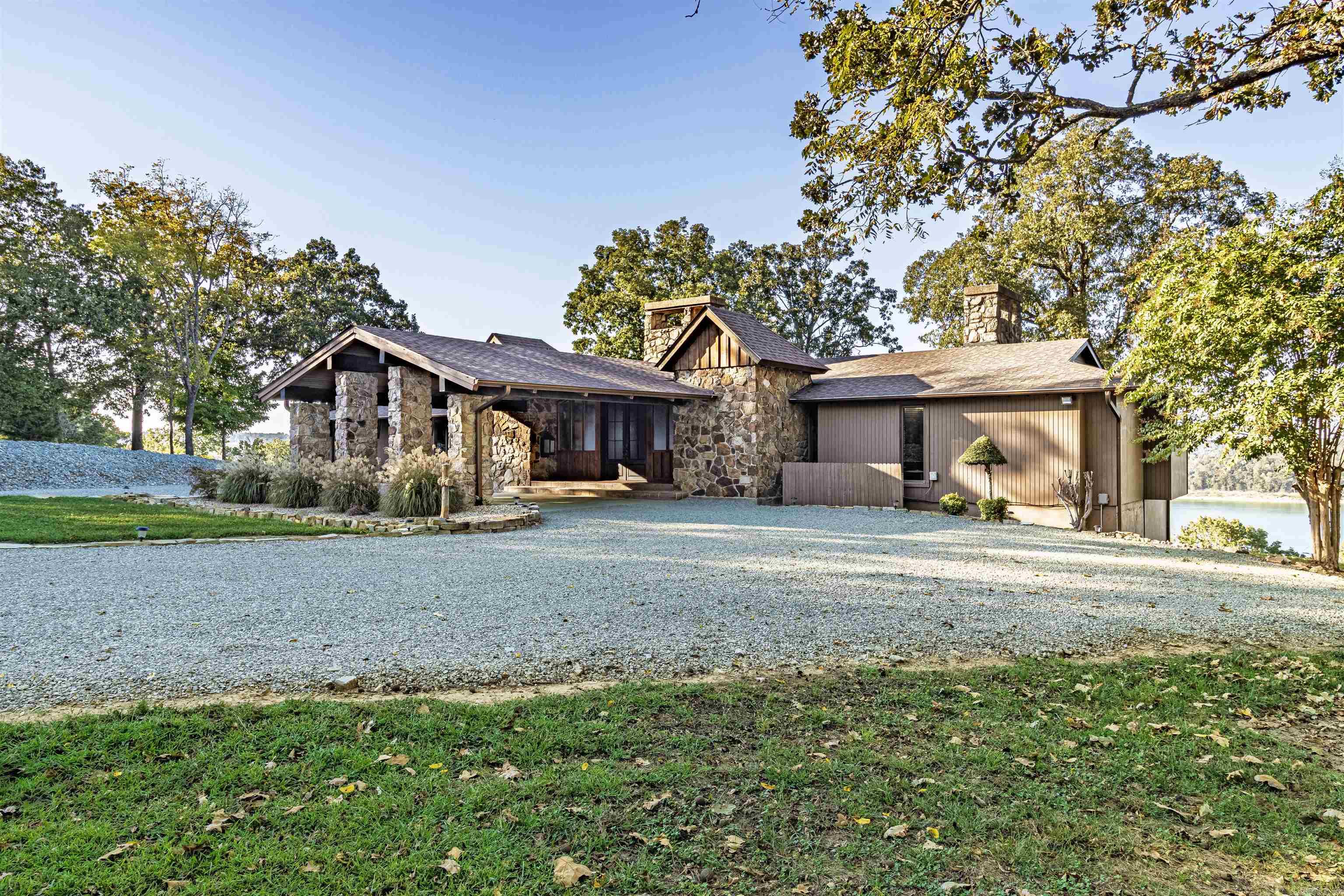 SYCAMORE SPRINGS ACRES - Residential