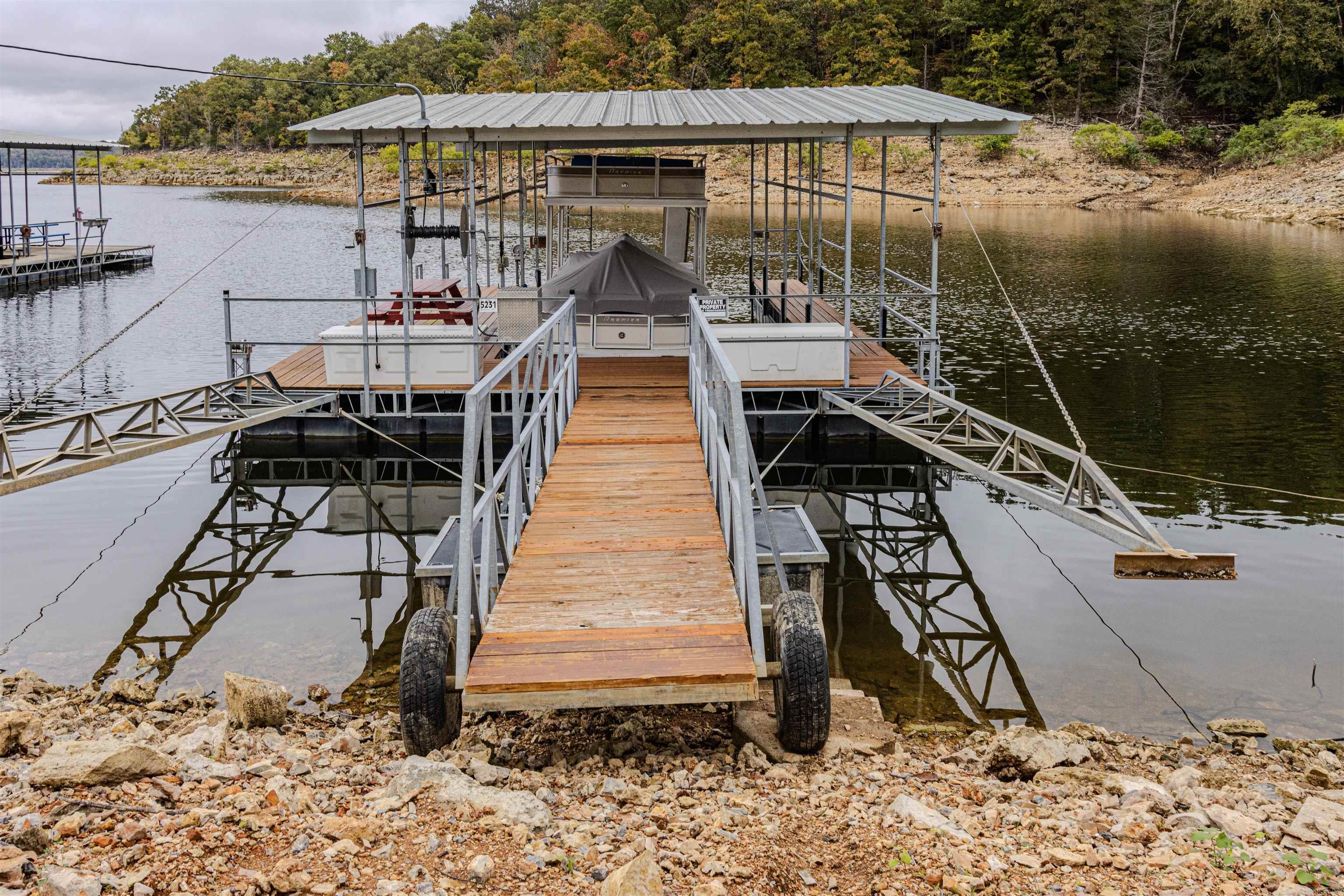 SYCAMORE SPRINGS ACRES - Residential