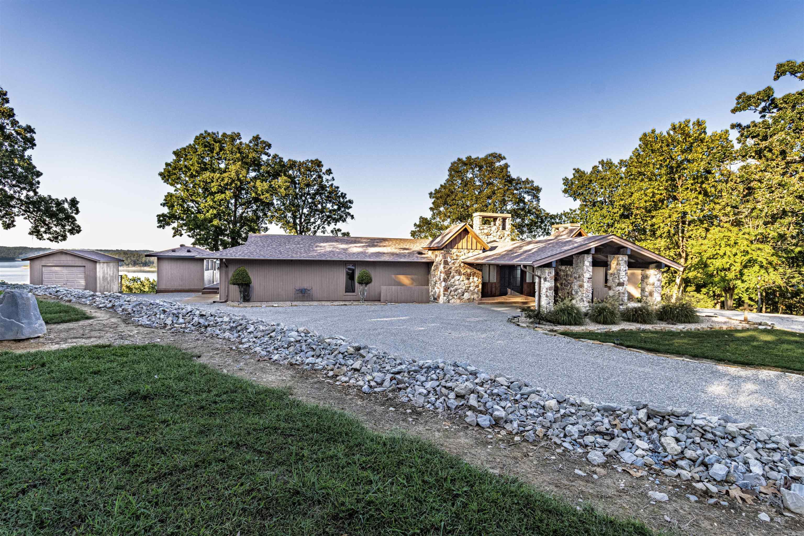 SYCAMORE SPRINGS ACRES - Residential