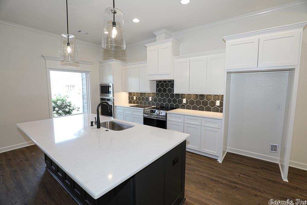 OLDE SALEM TOWNSHIP - Residential