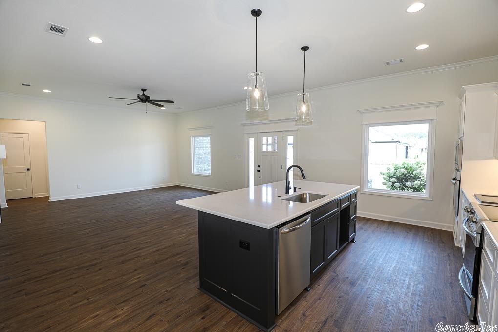 OLDE SALEM TOWNSHIP - Residential