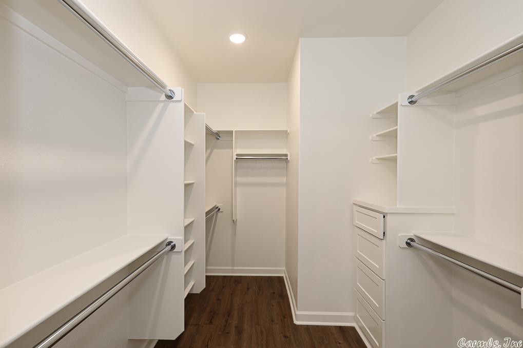 OLDE SALEM TOWNSHIP - Residential