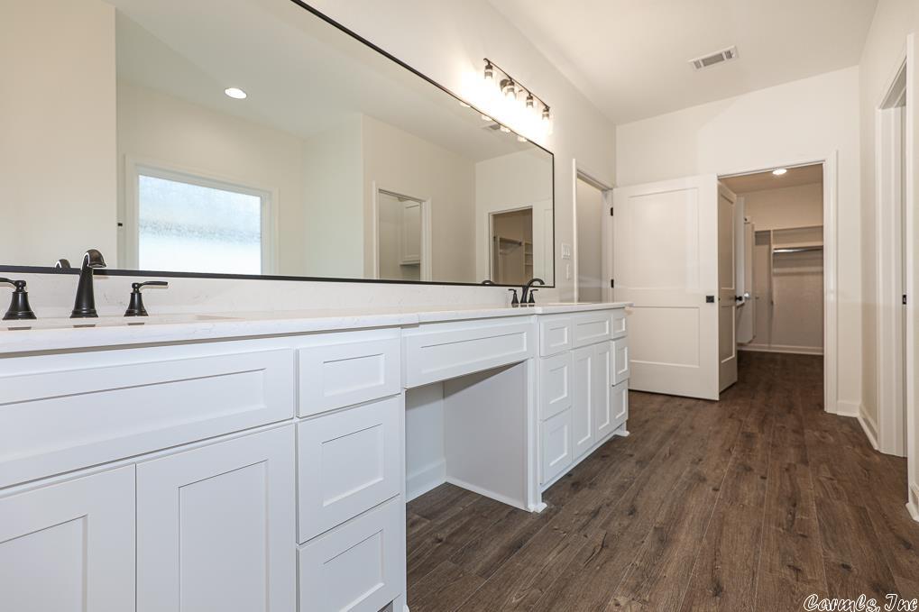 OLDE SALEM TOWNSHIP - Residential