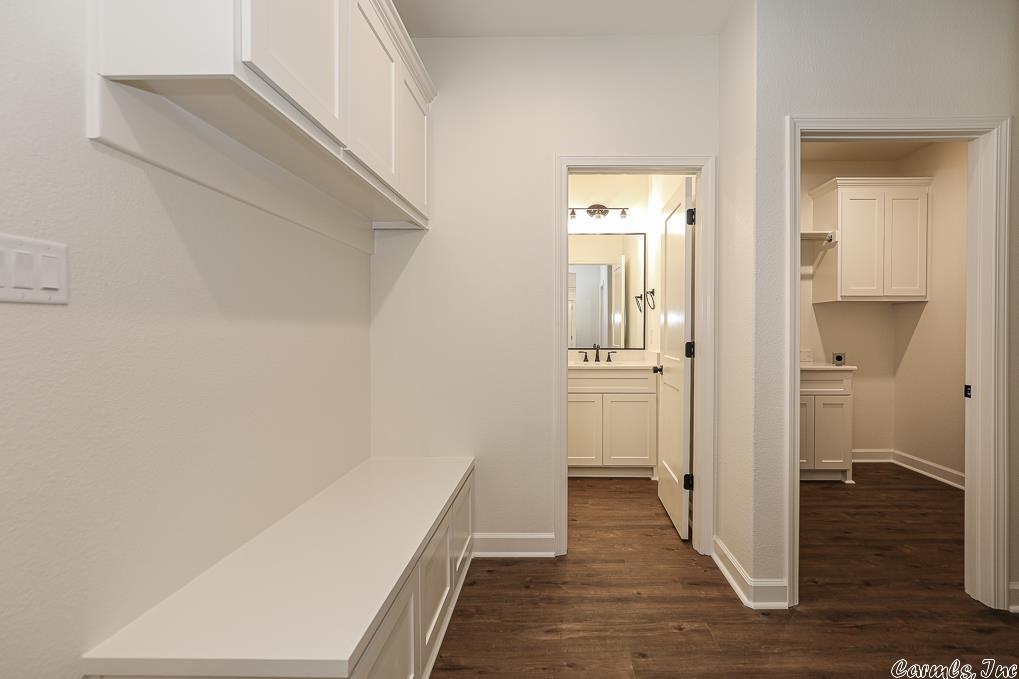 OLDE SALEM TOWNSHIP - Residential