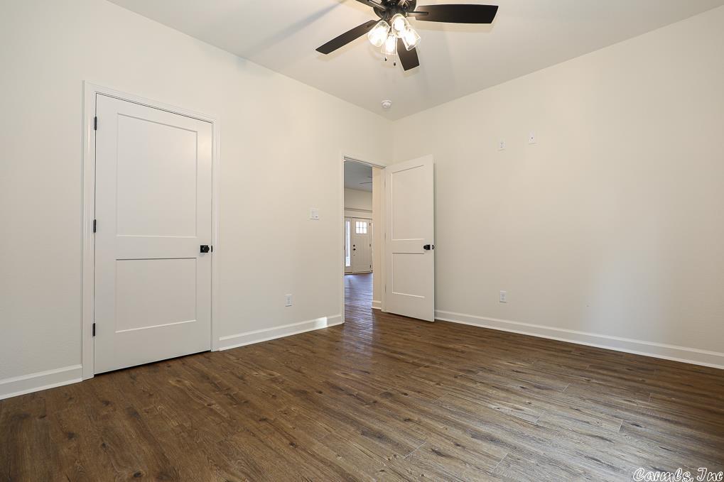 OLDE SALEM TOWNSHIP - Residential