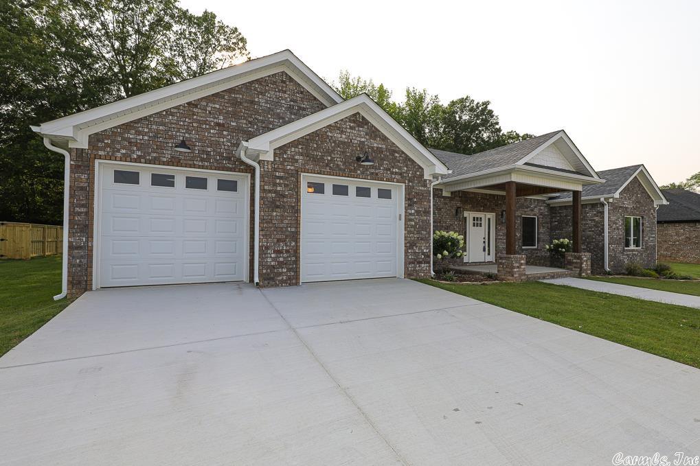 OLDE SALEM TOWNSHIP - Residential