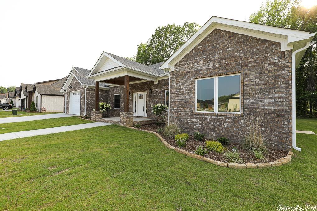 OLDE SALEM TOWNSHIP - Residential