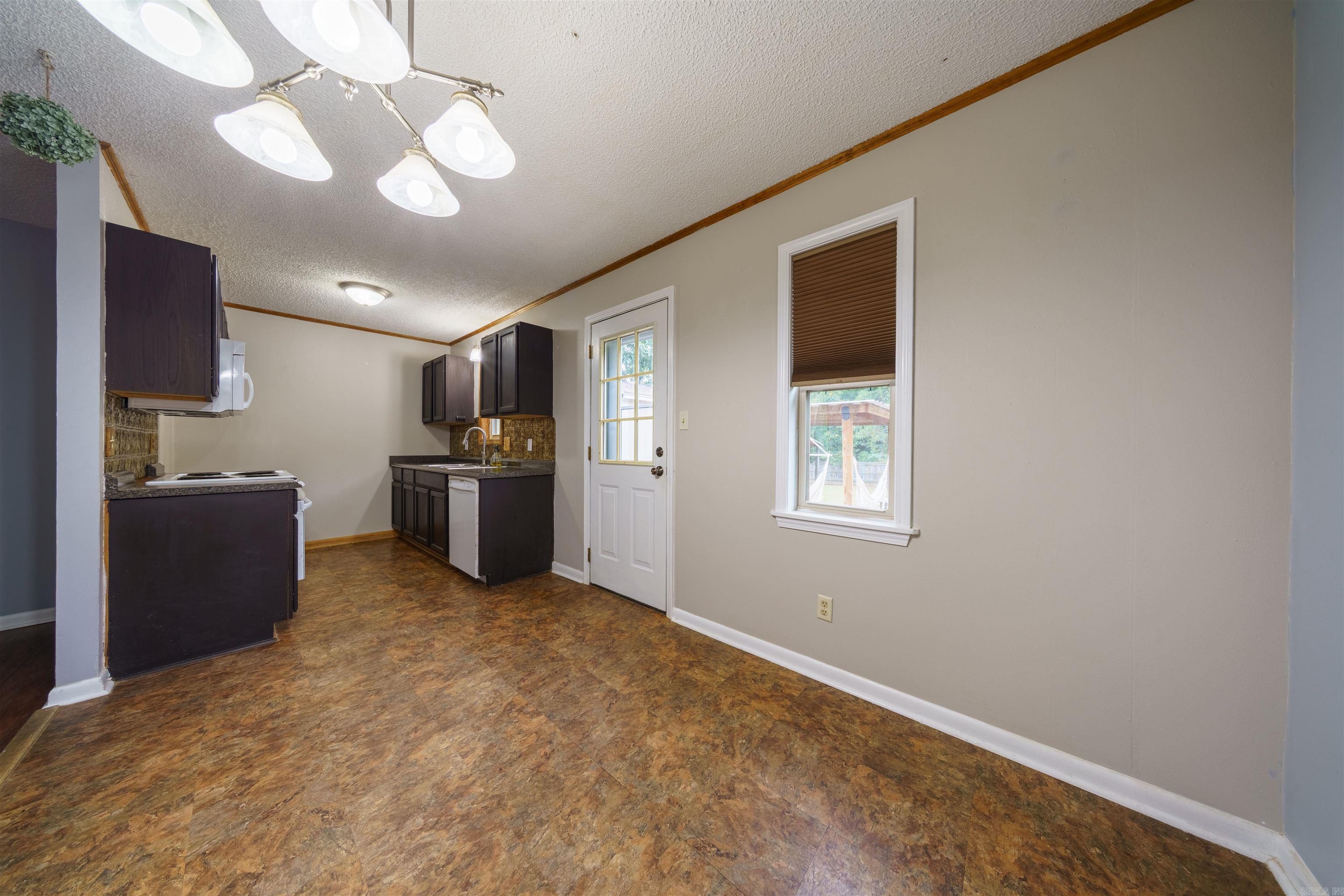 Meadowbrook 1 - Residential