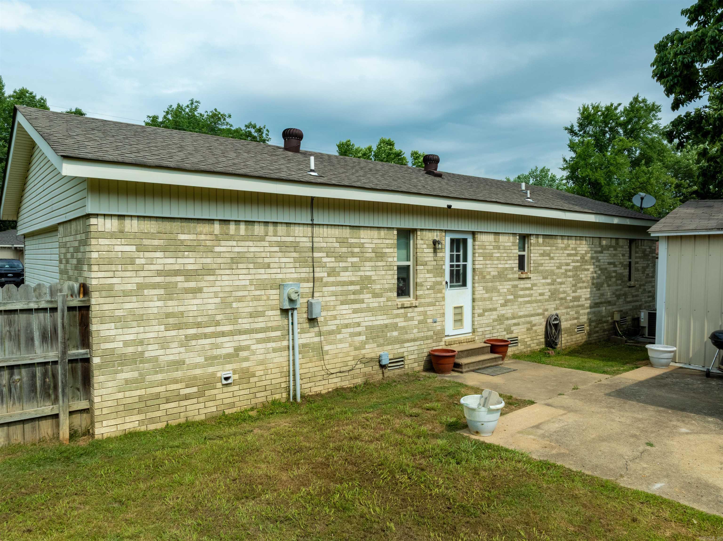 Meadowbrook 1 - Residential