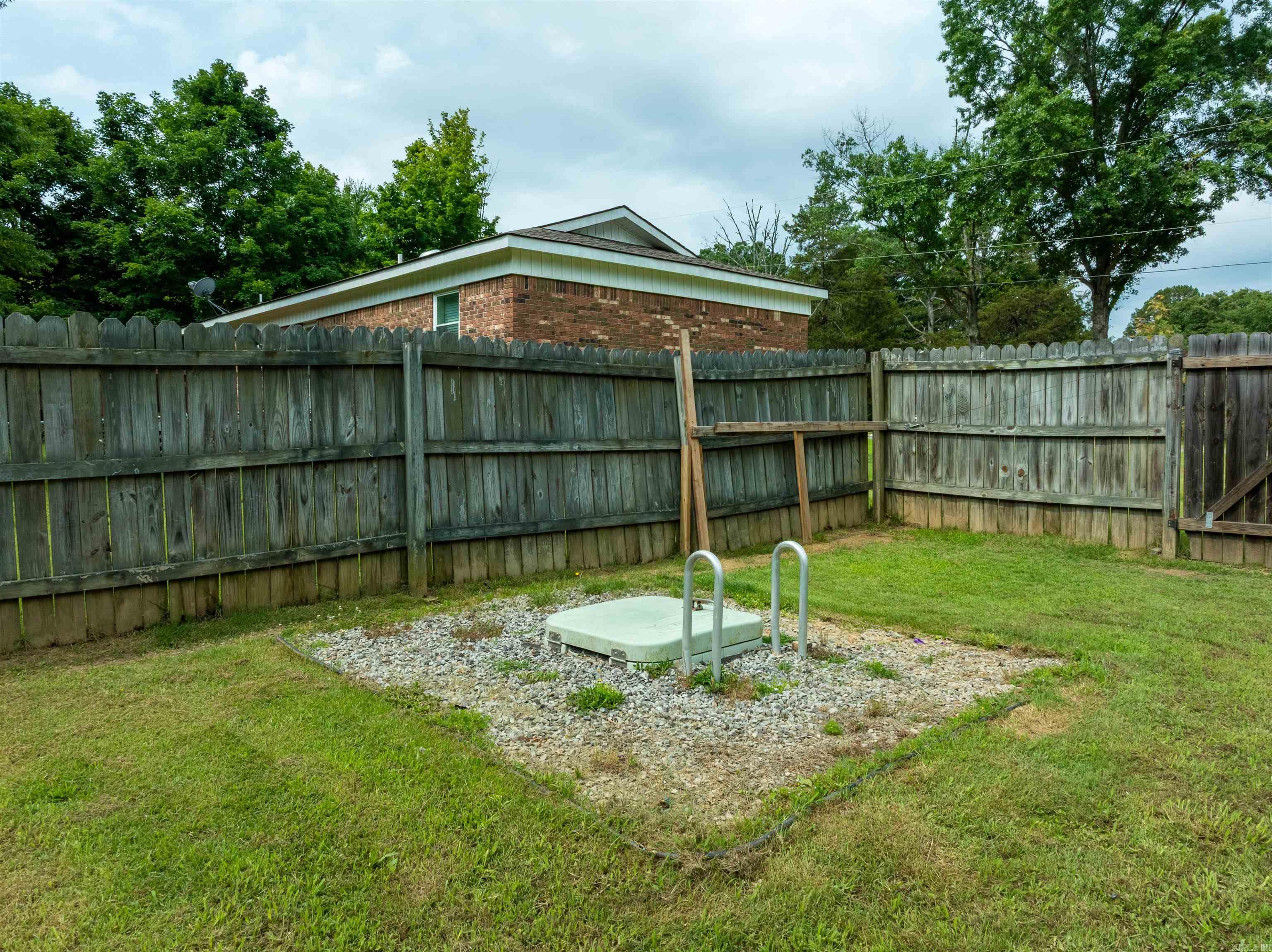 Meadowbrook 1 - Residential