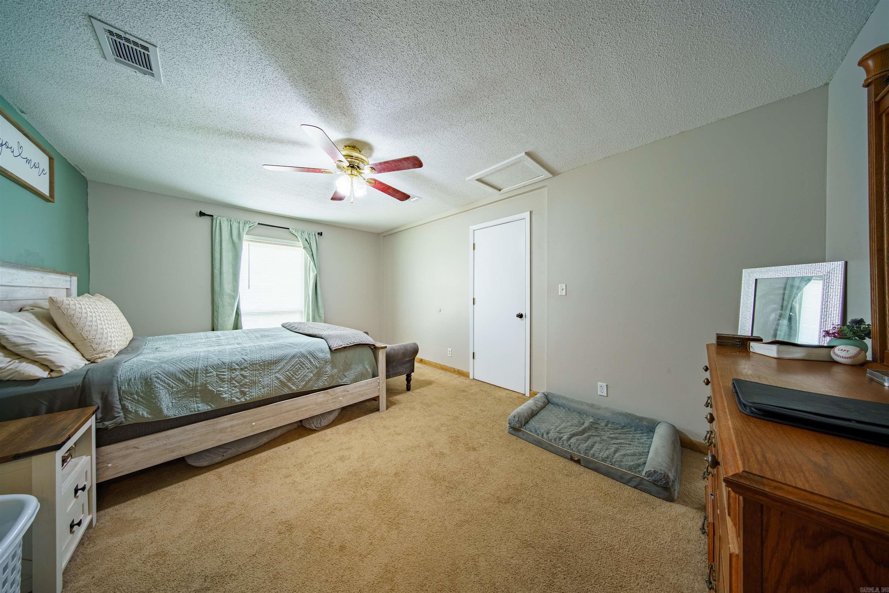 Meadowbrook 1 - Residential