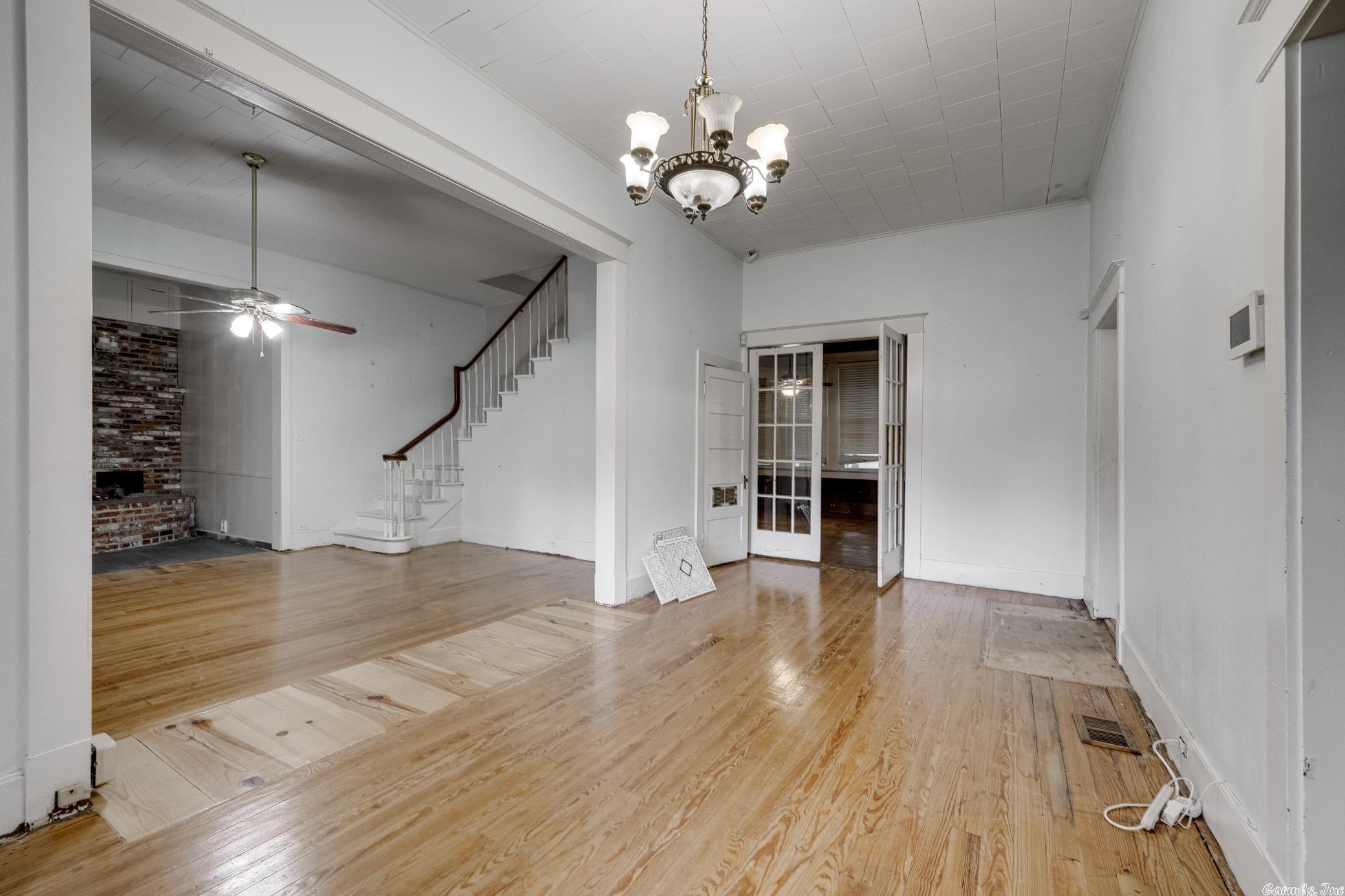 OT England City - Residential