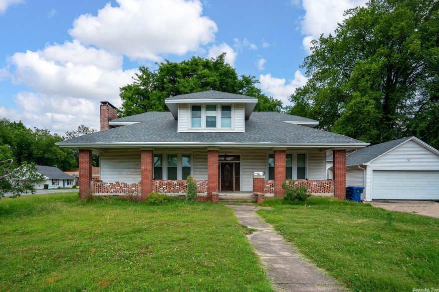 Such a big home at such a great price! This home features over 3,000 square feet, 5 Bedrooms and 3 Bathroom. With a little TLC you could make this into the home of your dreams. Front porch, nice size lot not far from the playground and conveniently located in town. Call today to schedule your private tour.