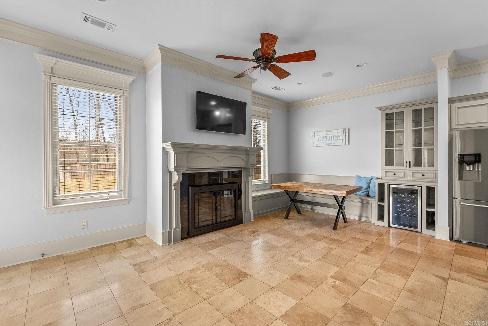 HURRICANE LAKE EST - Residential