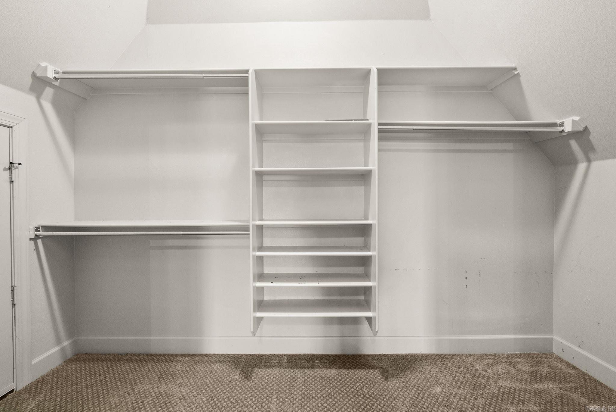 HURRICANE LAKE EST - Residential