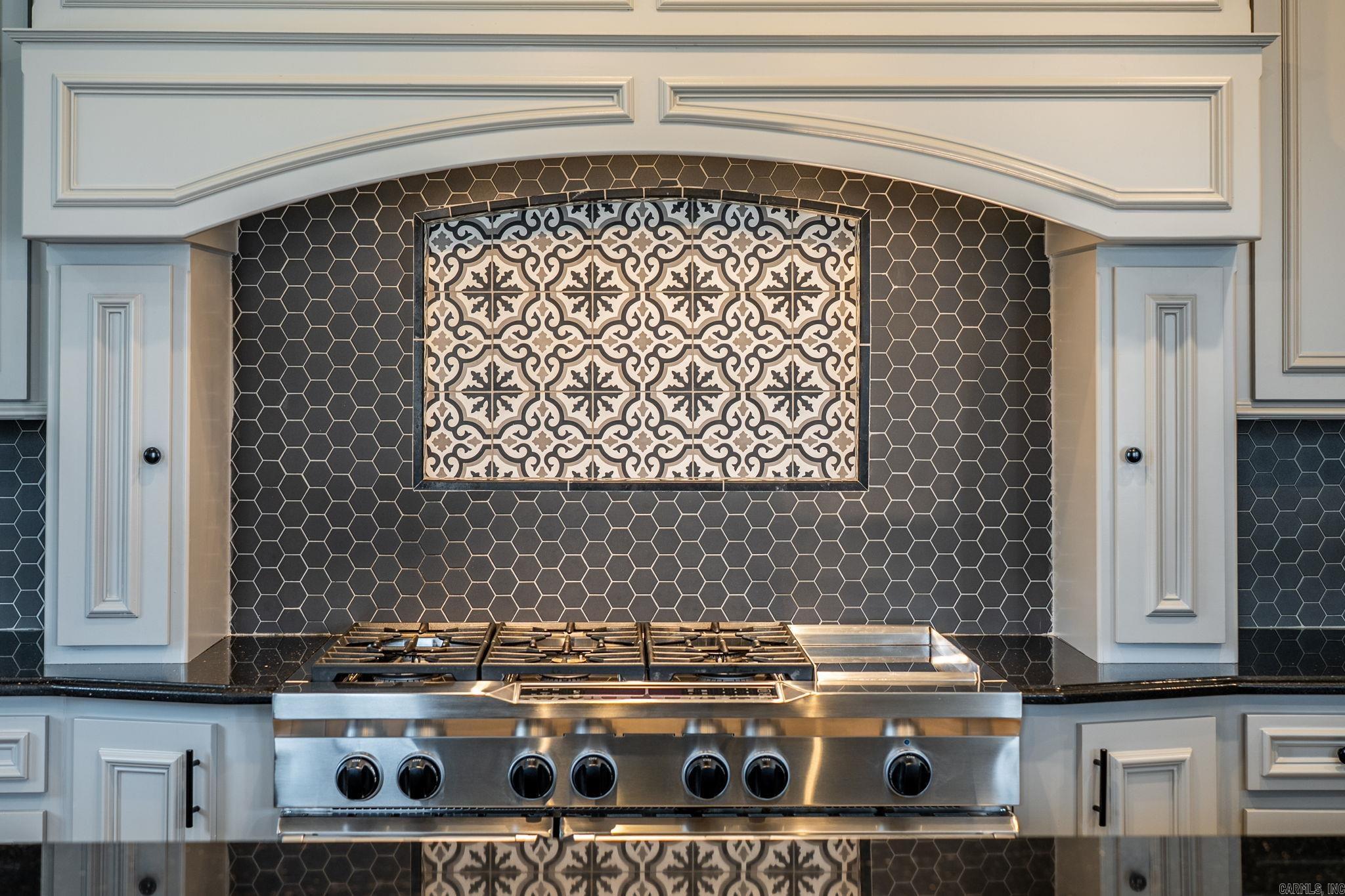 HURRICANE LAKE EST - Residential