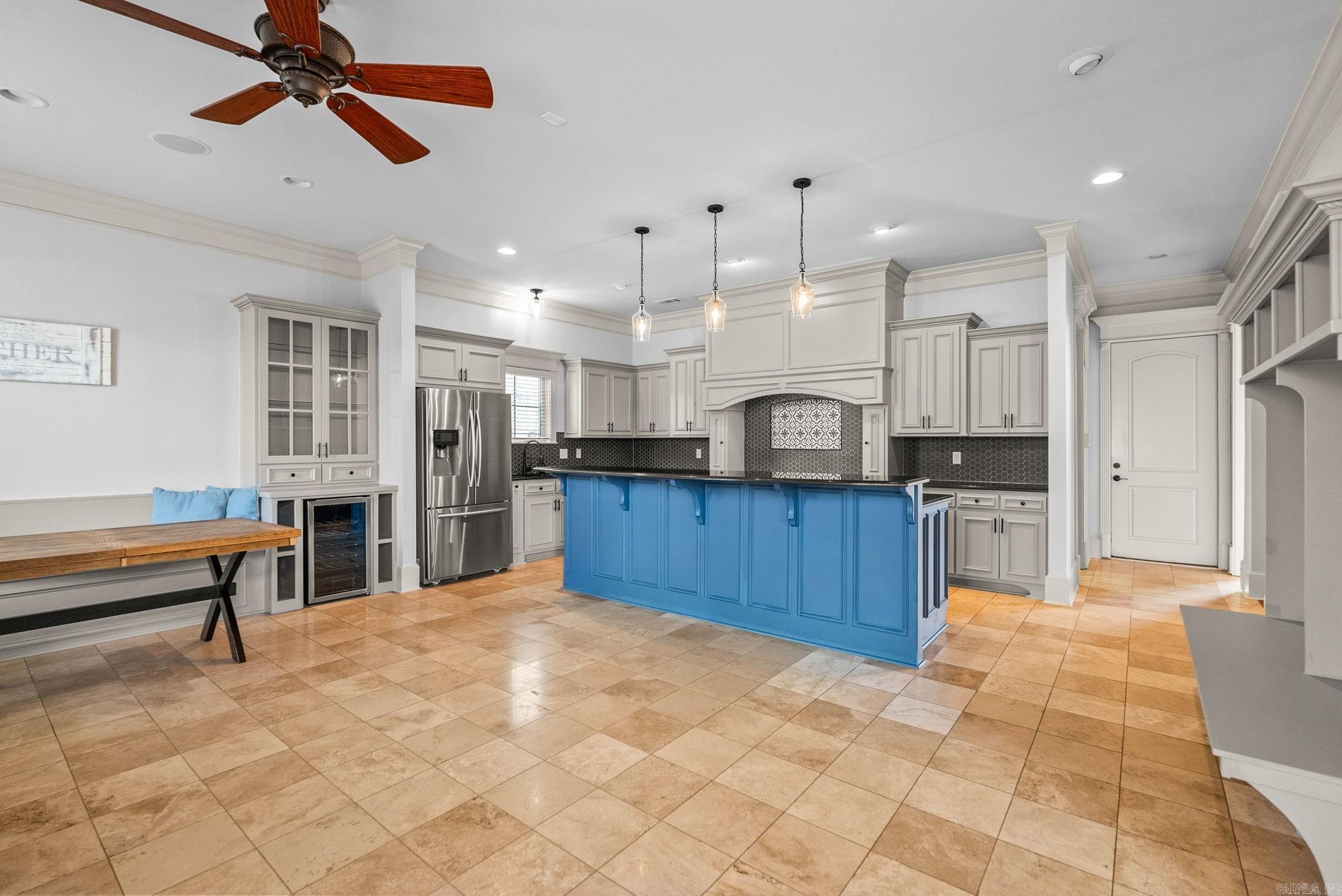 HURRICANE LAKE EST - Residential