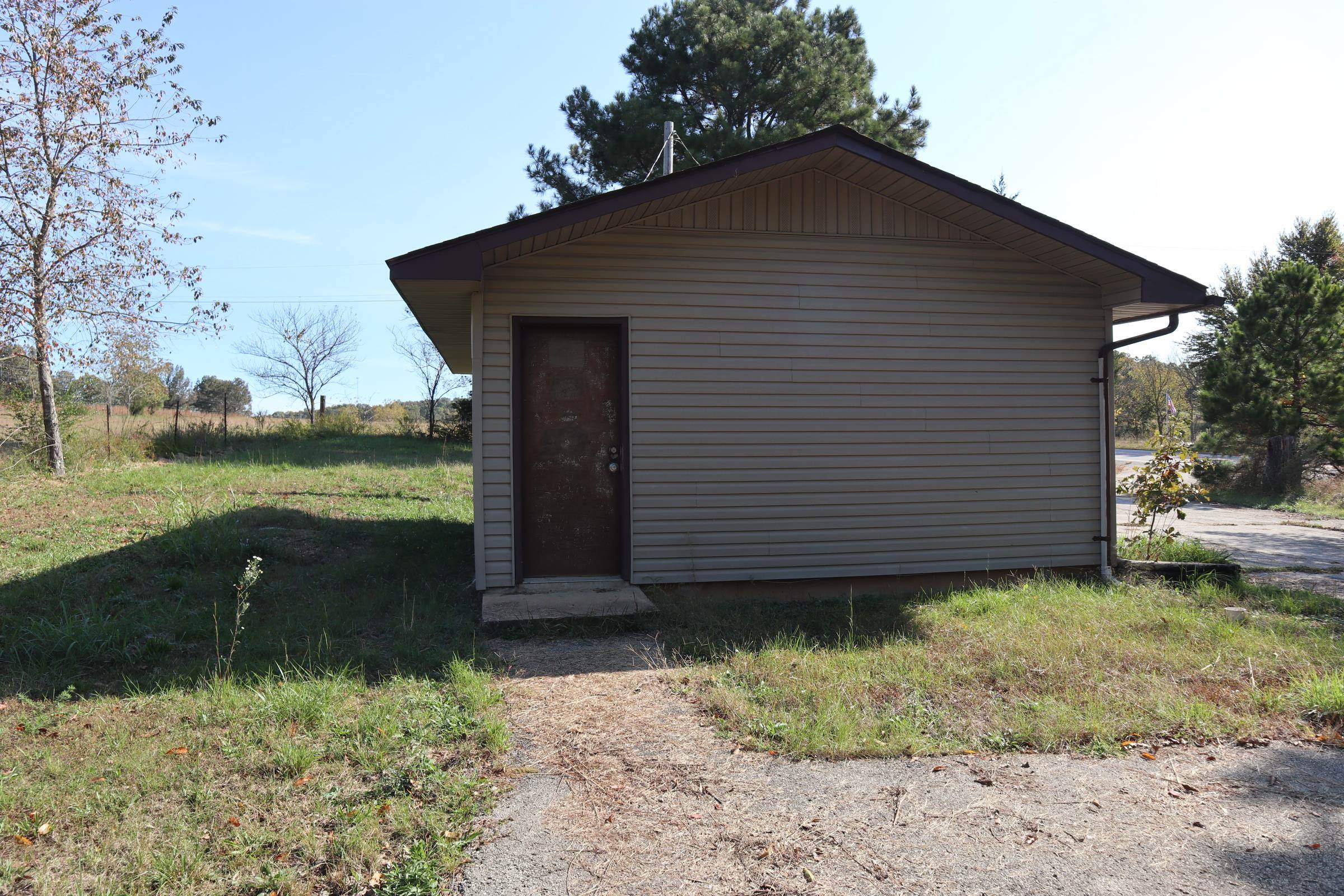 Metes & Bounds - Commercial Sale