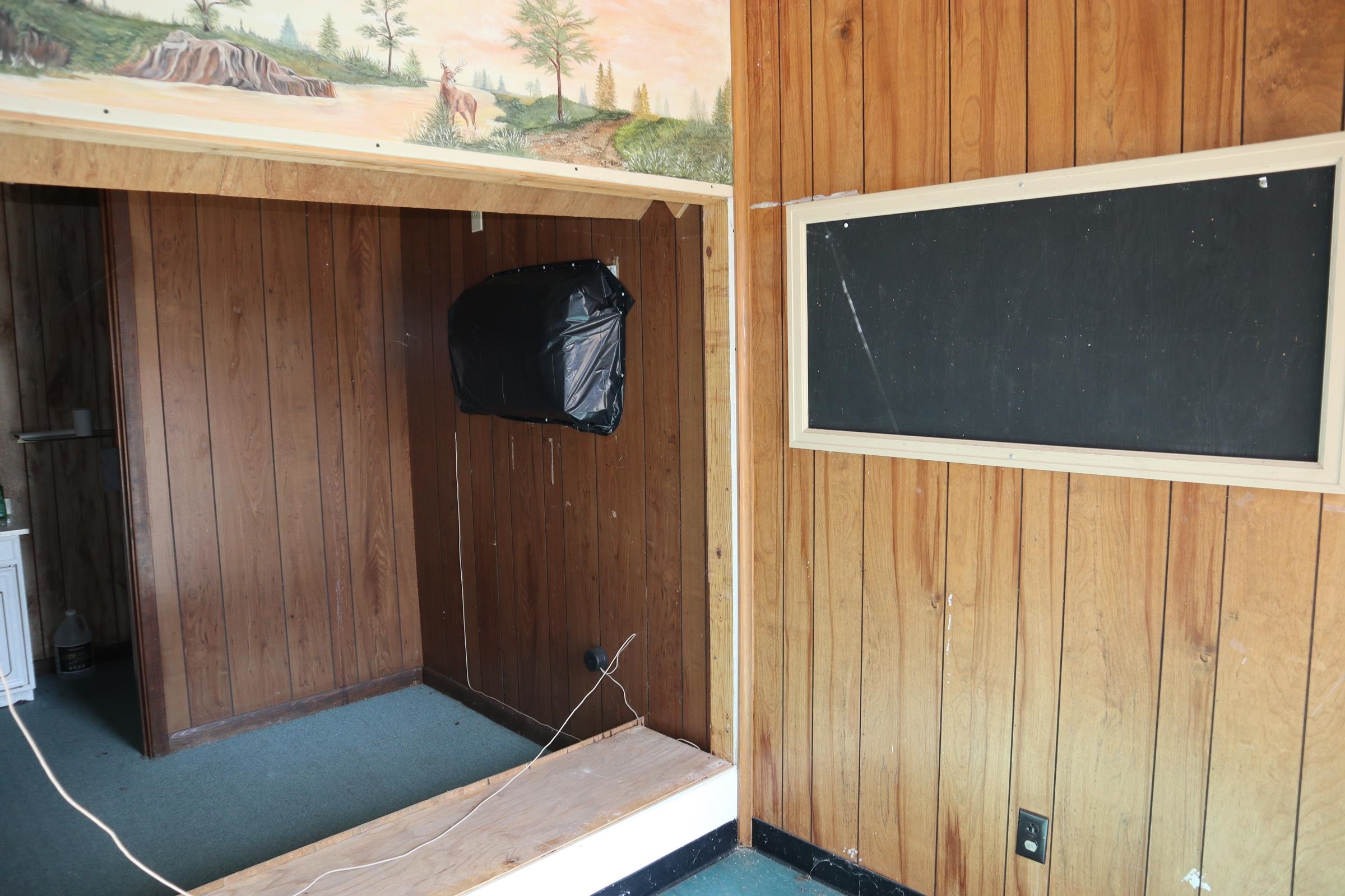 Metes & Bounds - Commercial Sale