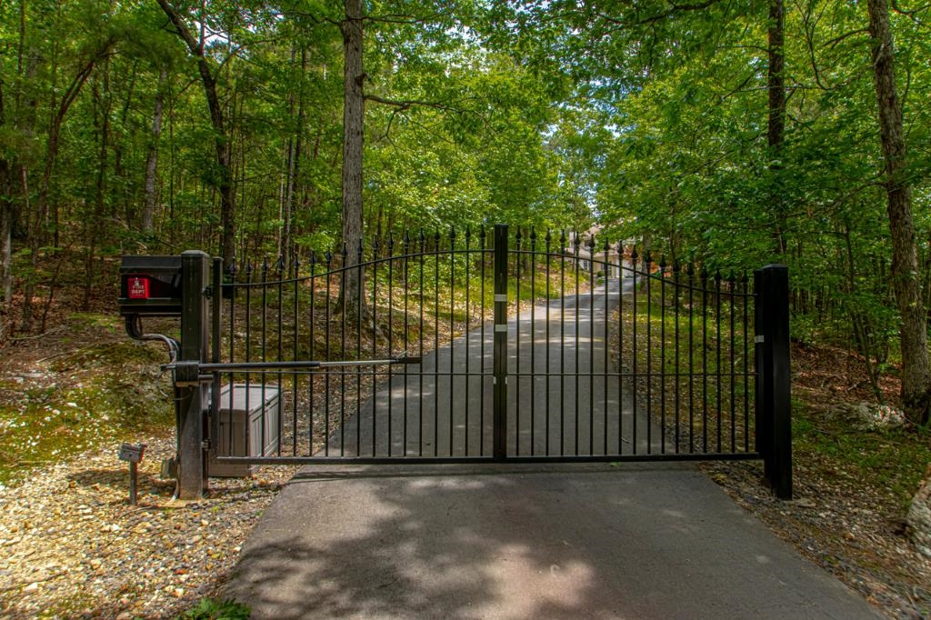 FERNCREST ESTATES - Residential