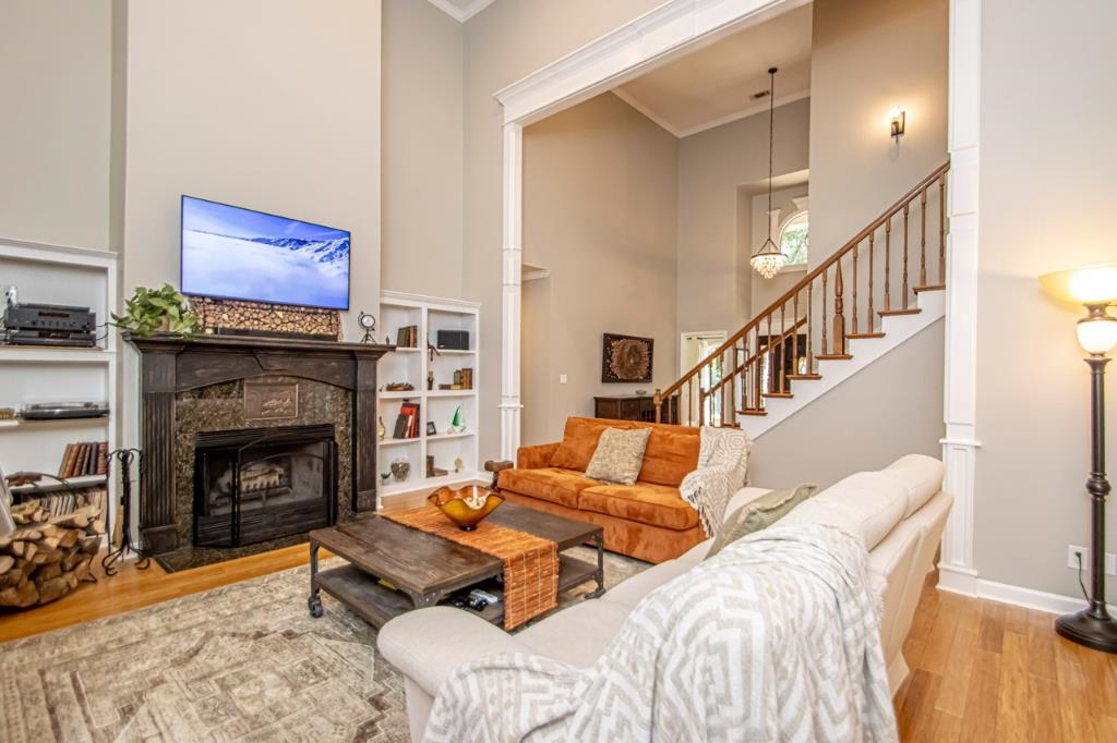 FERNCREST ESTATES - Residential