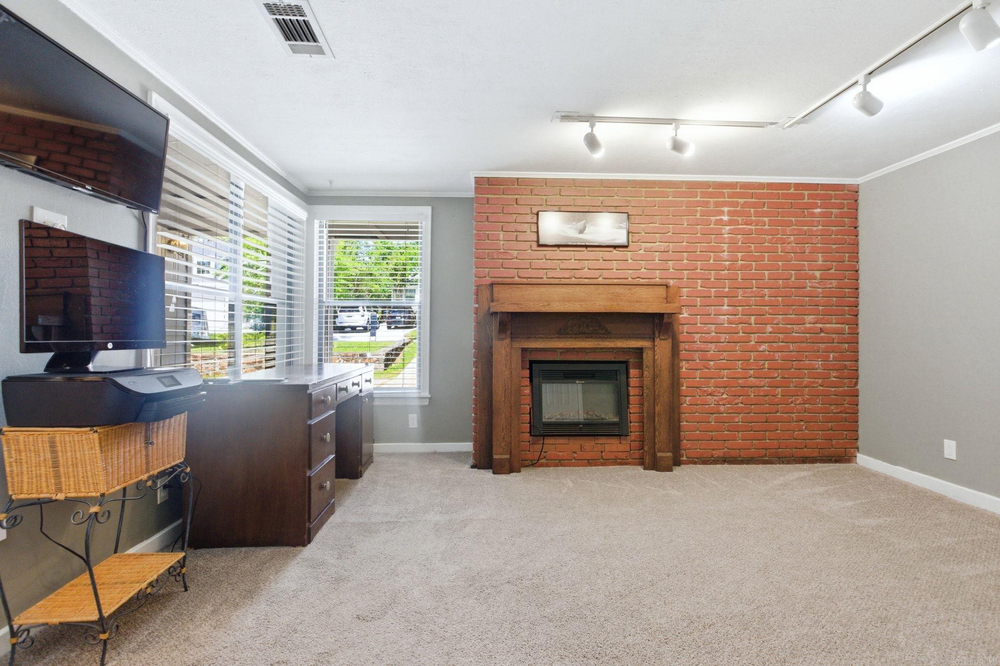 CAMMACK WOODS - Residential