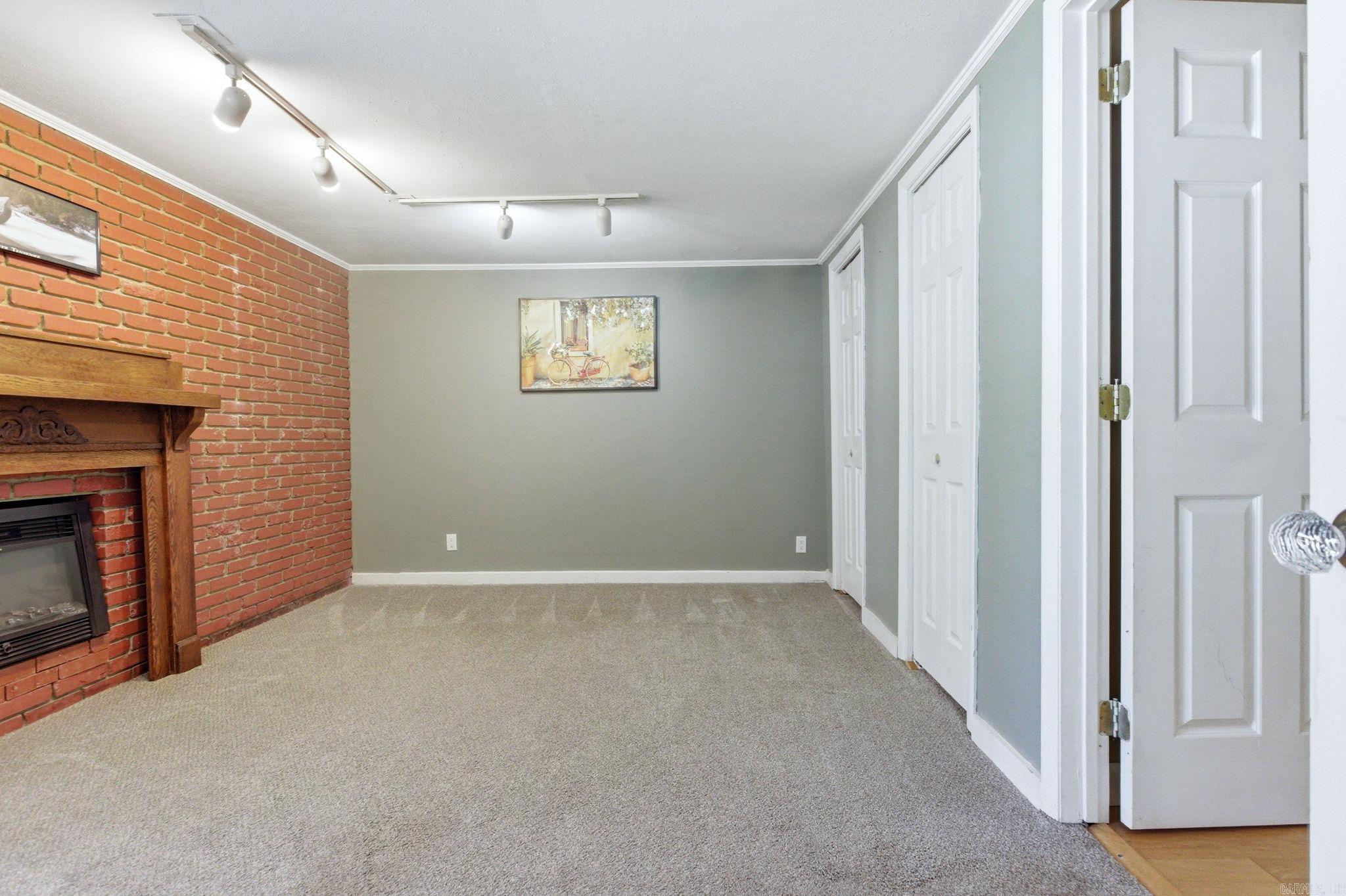 CAMMACK WOODS - Residential