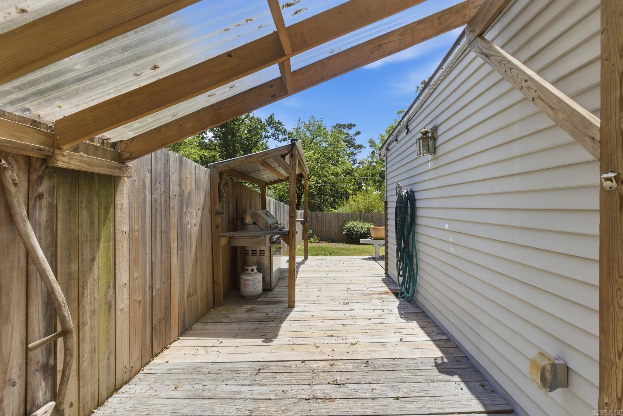 CAMMACK WOODS - Residential