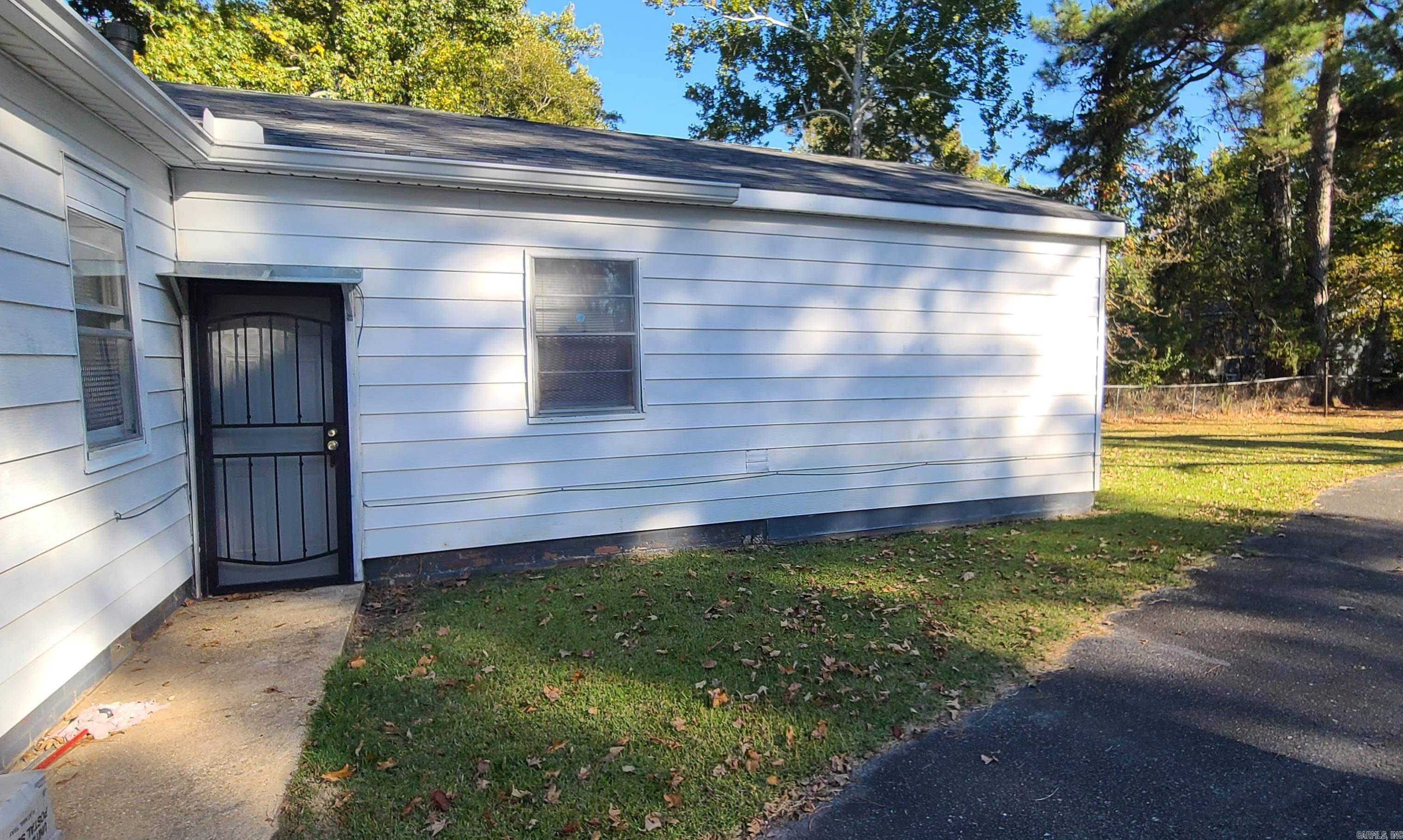 LYNCH ADD - Residential