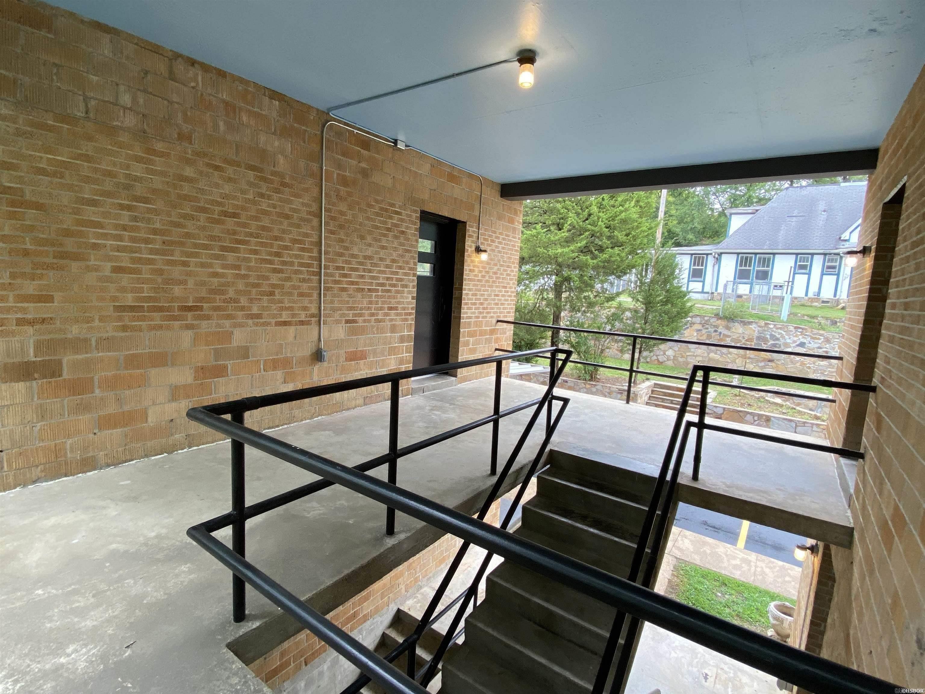 ROZENAS HPR - Residential Lease