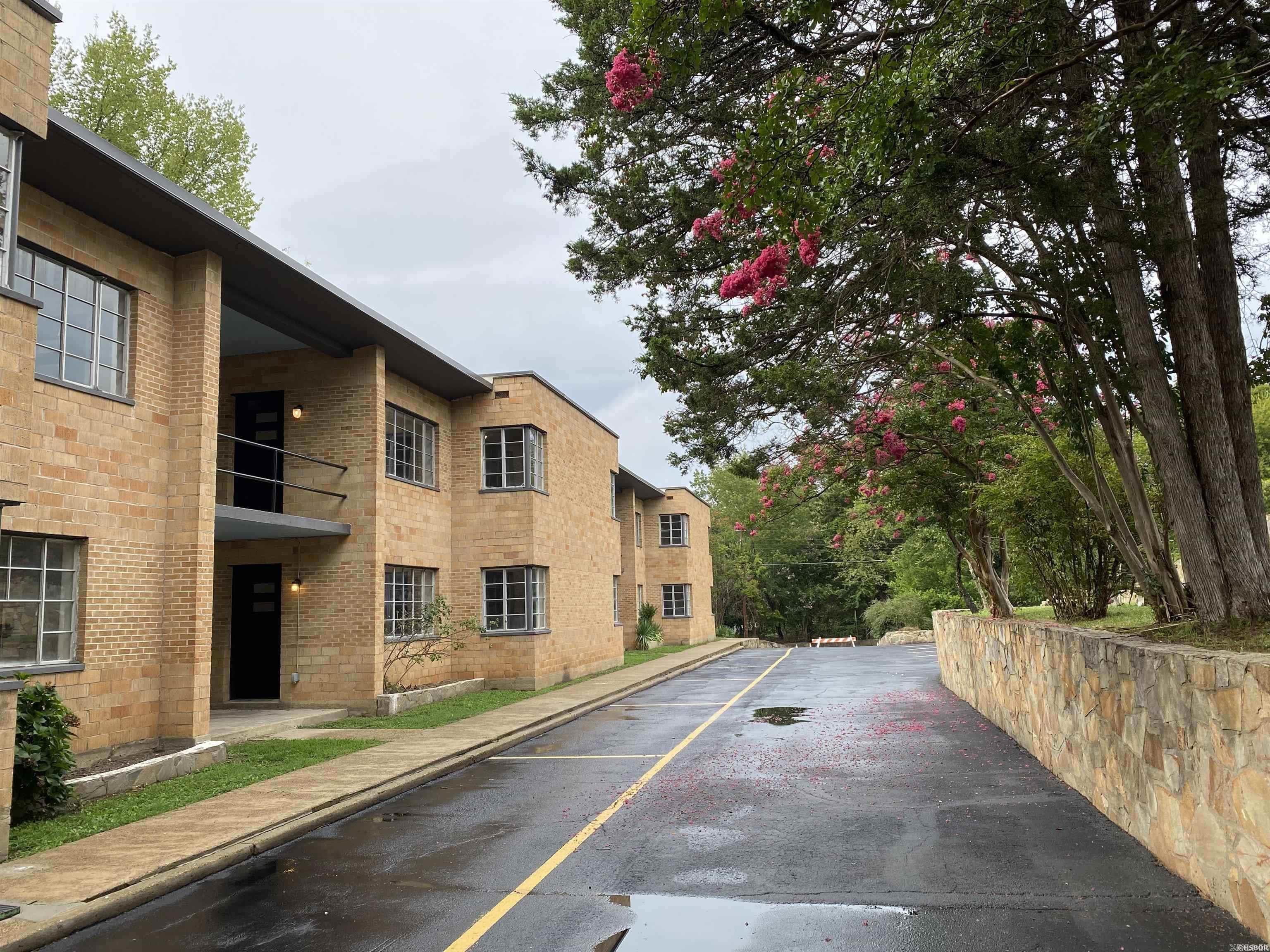 ROZENAS HPR - Residential Lease