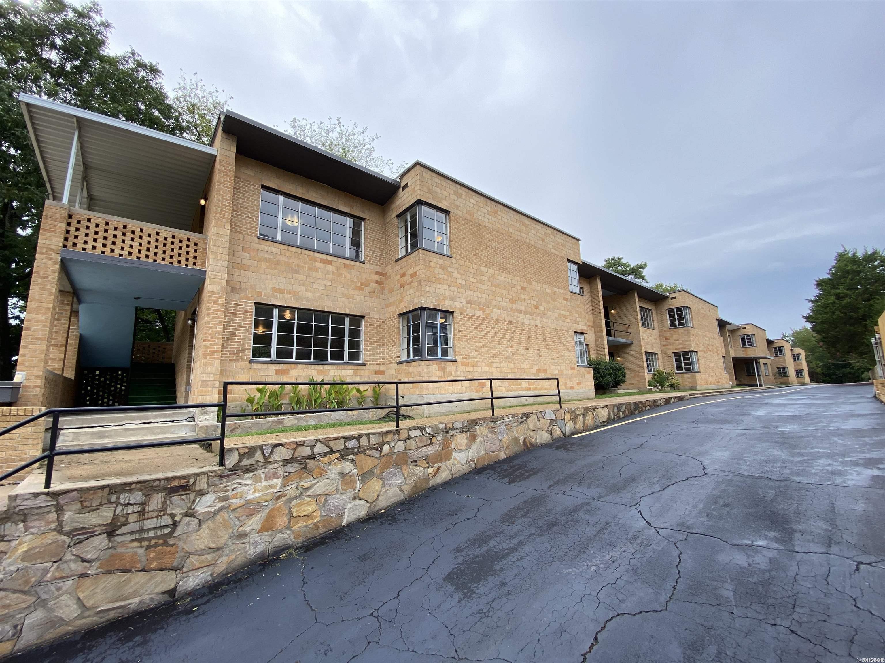 ROZENAS HPR - Residential Lease