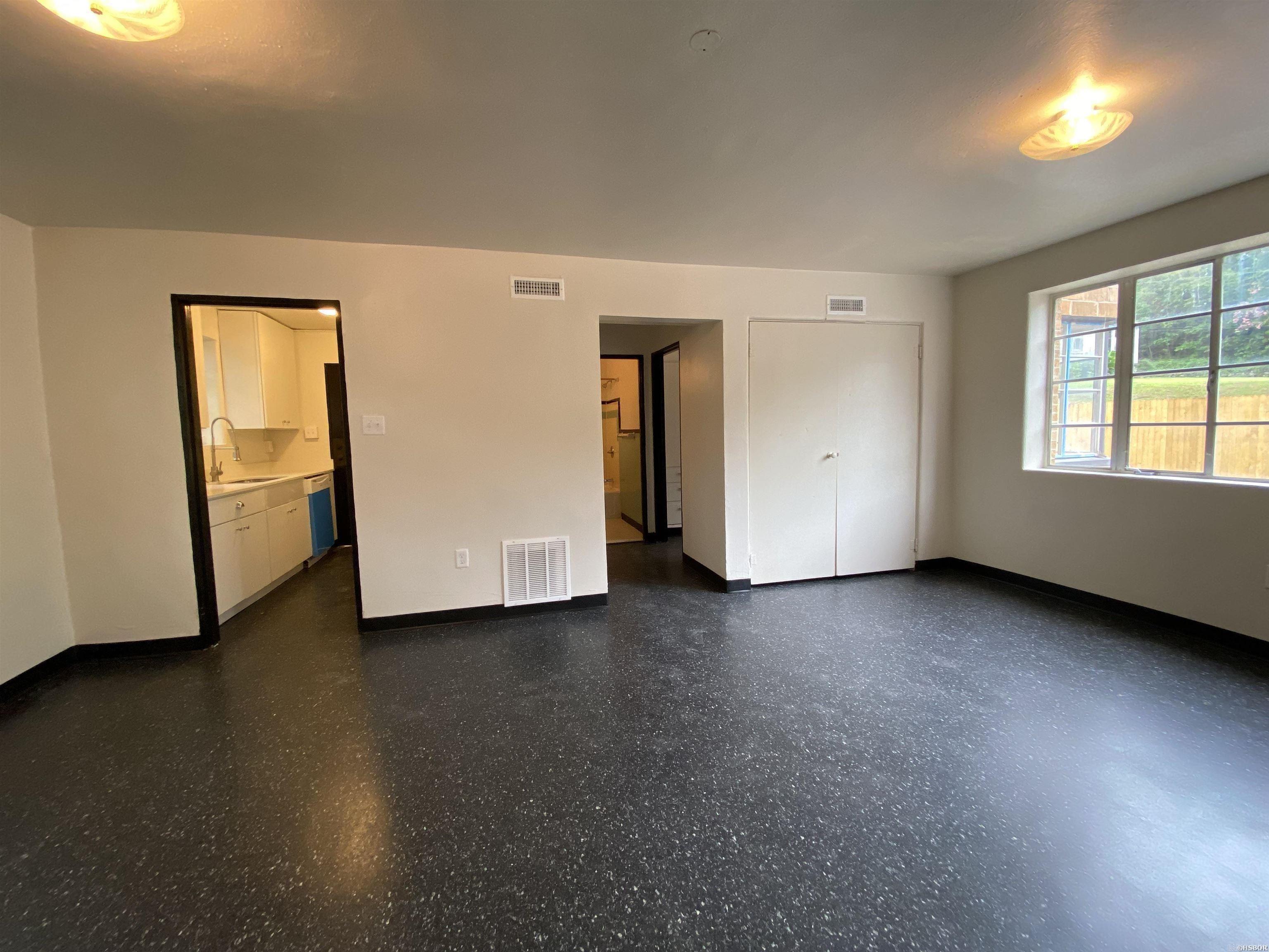 ROZENAS HPR - Residential Lease