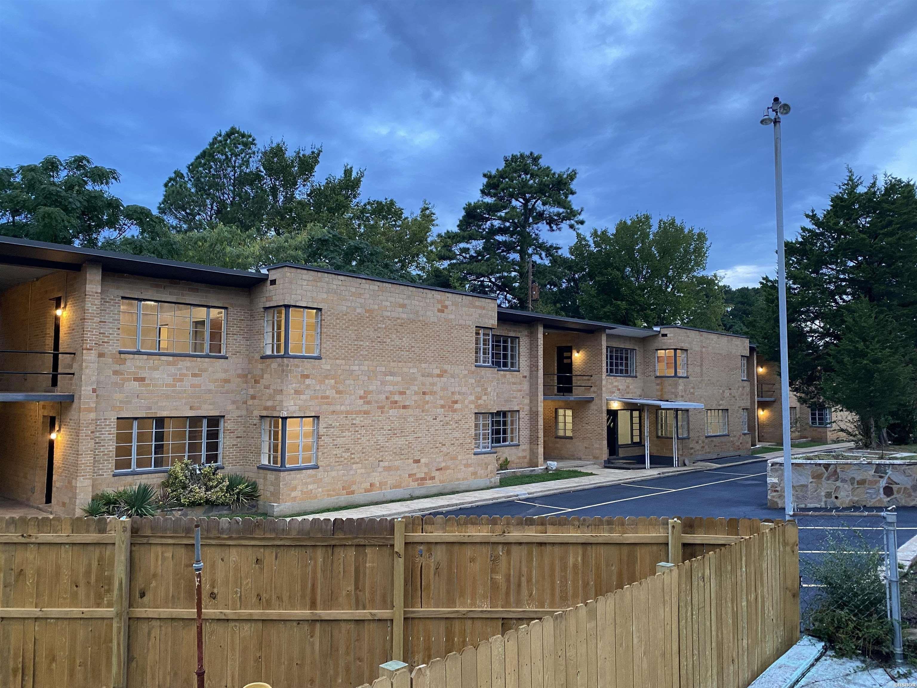 ROZENAS HPR - Residential Lease