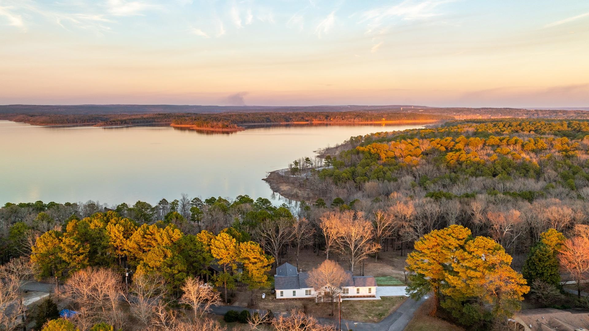 BELOIT BAY - LAKE - Residential