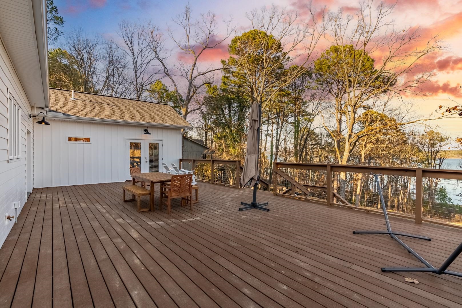 BELOIT BAY - LAKE - Residential
