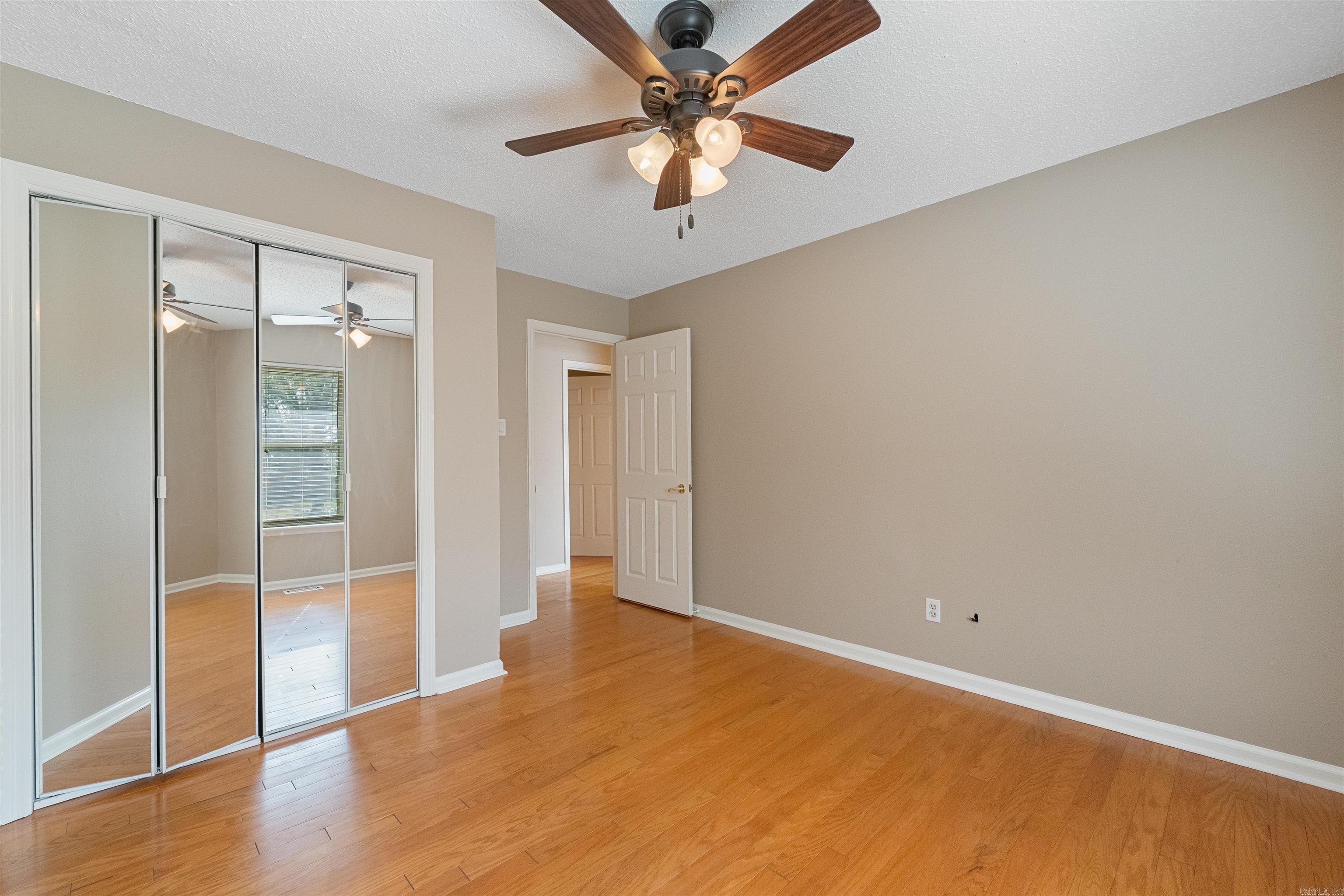 OAKBROOKE - Residential