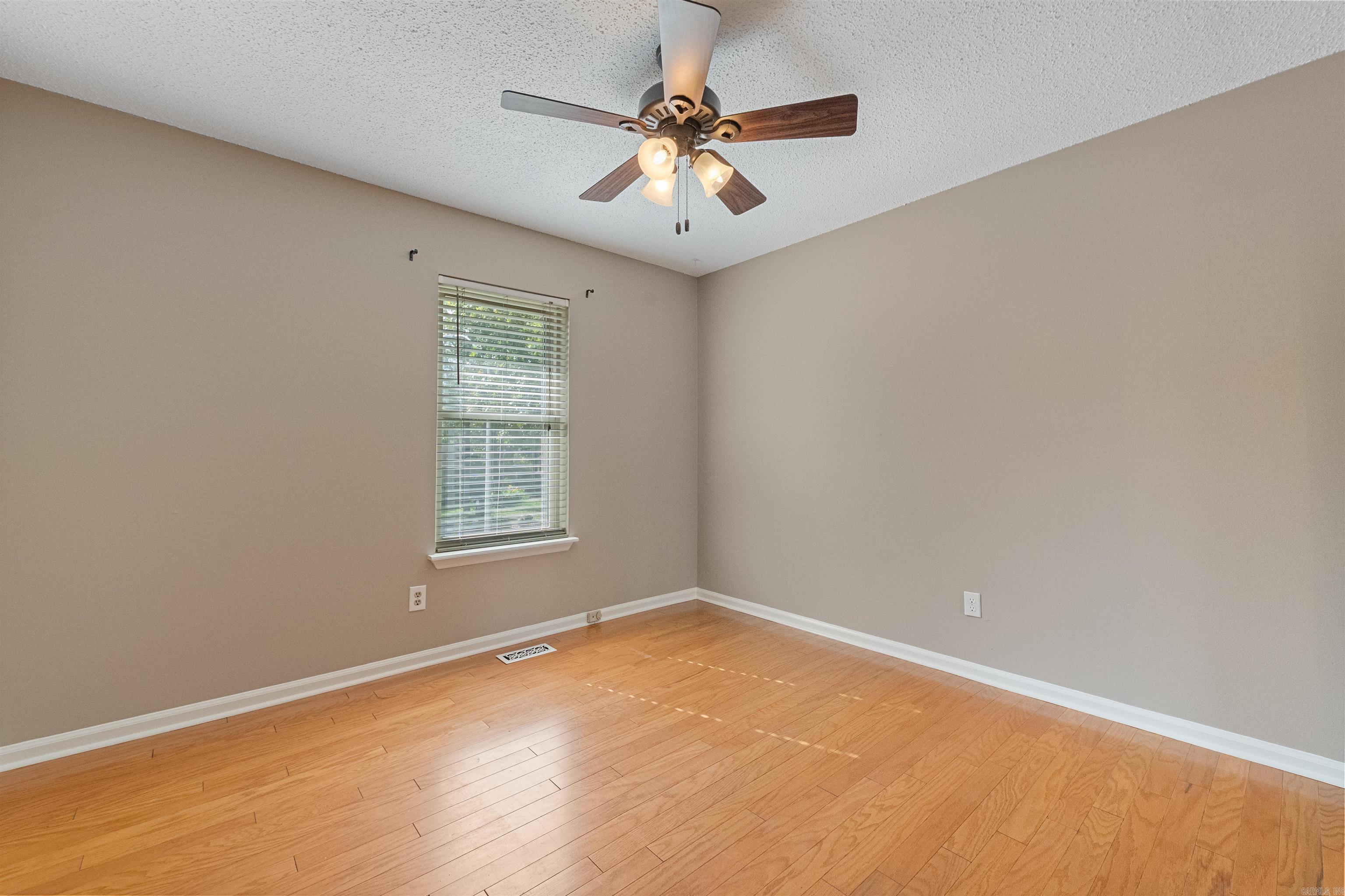 OAKBROOKE - Residential