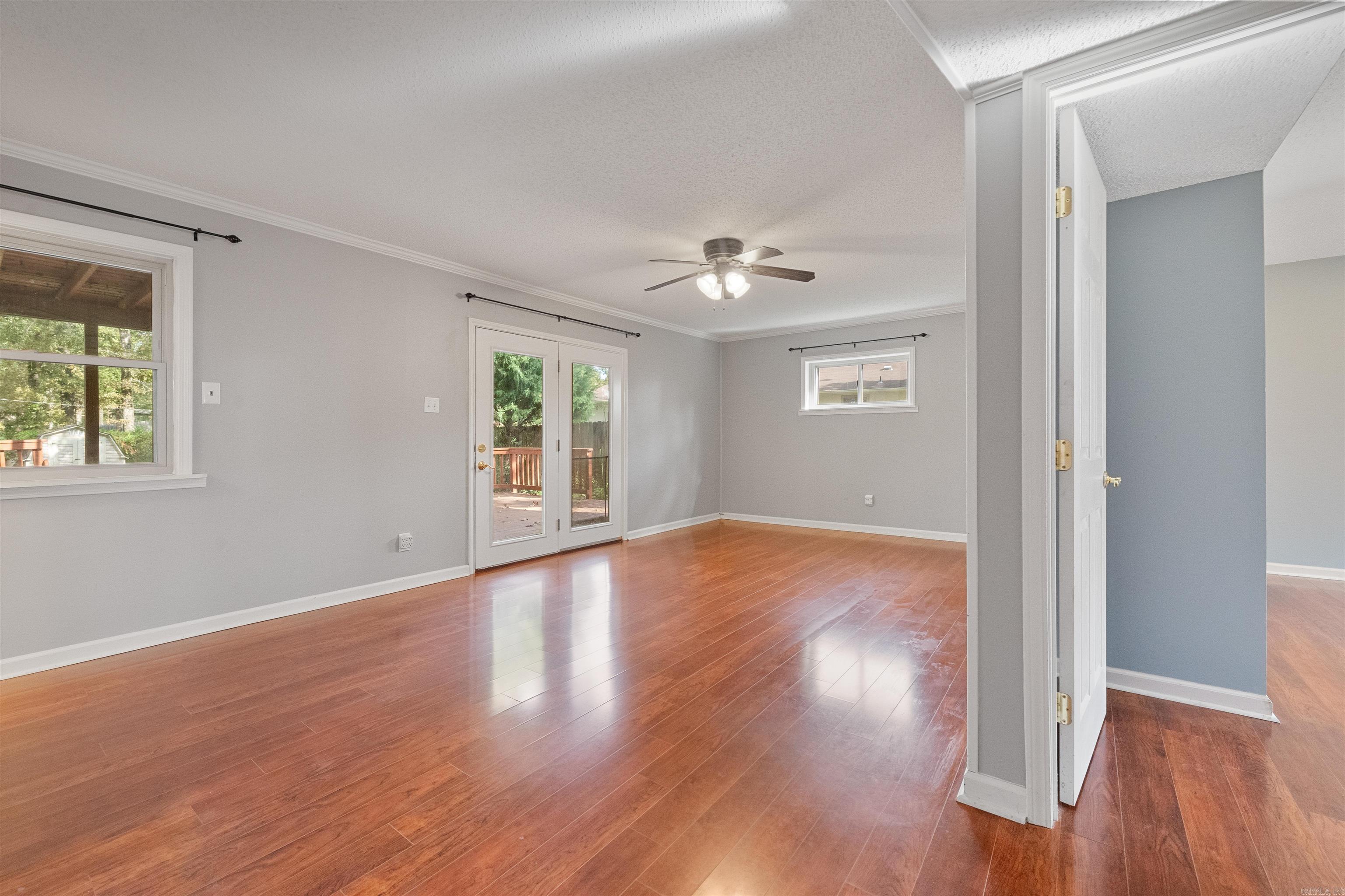 OAKBROOKE - Residential