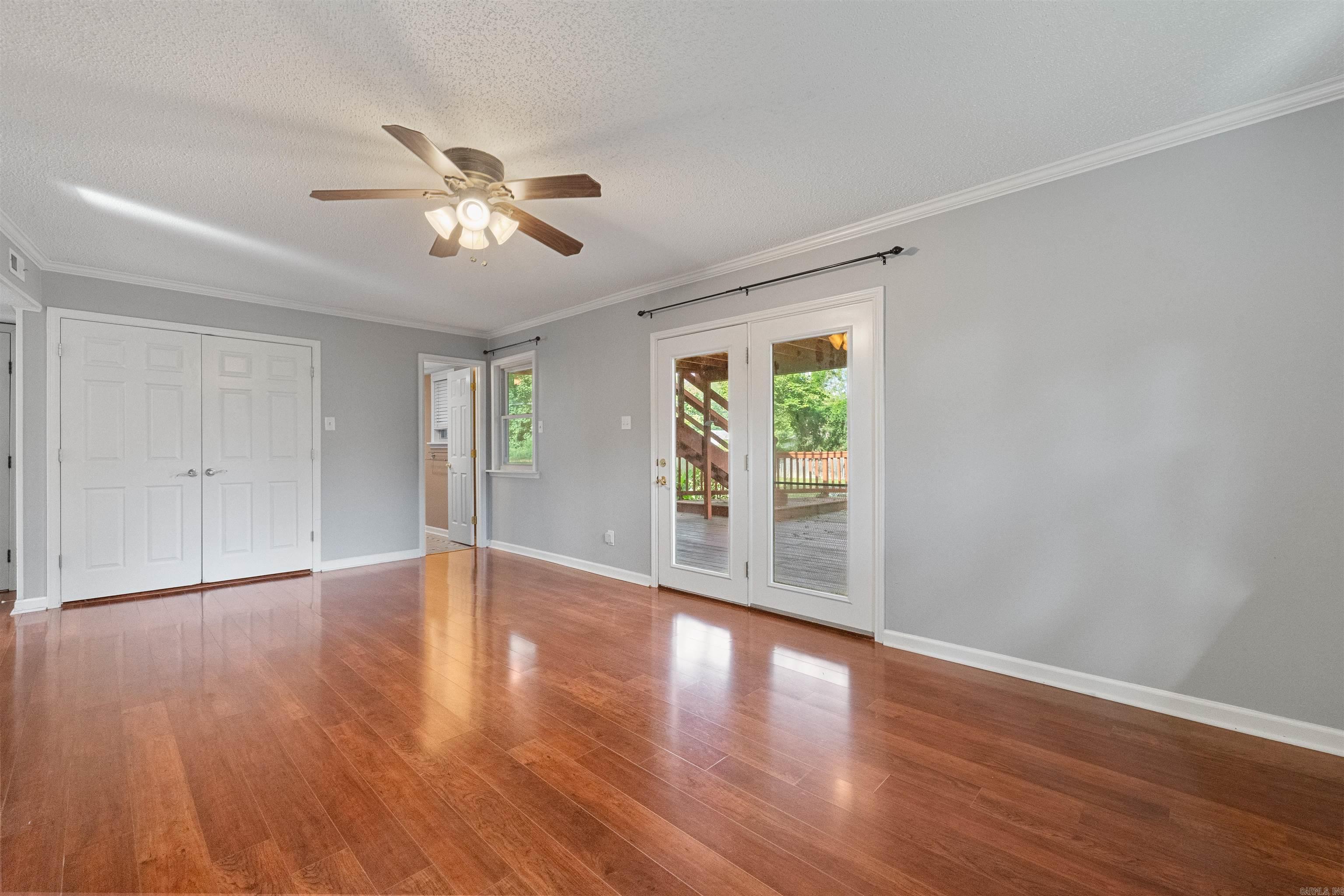 OAKBROOKE - Residential