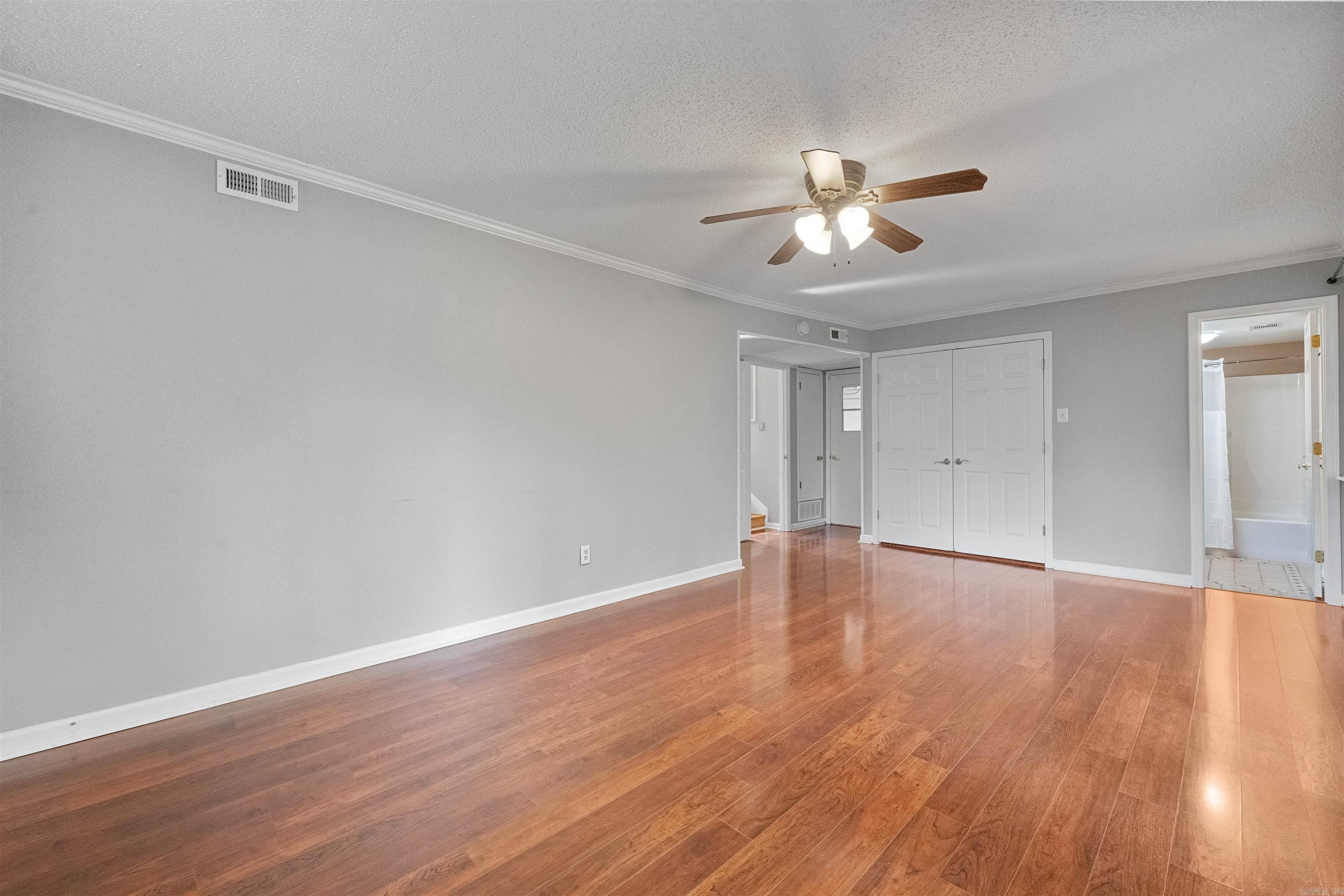 OAKBROOKE - Residential