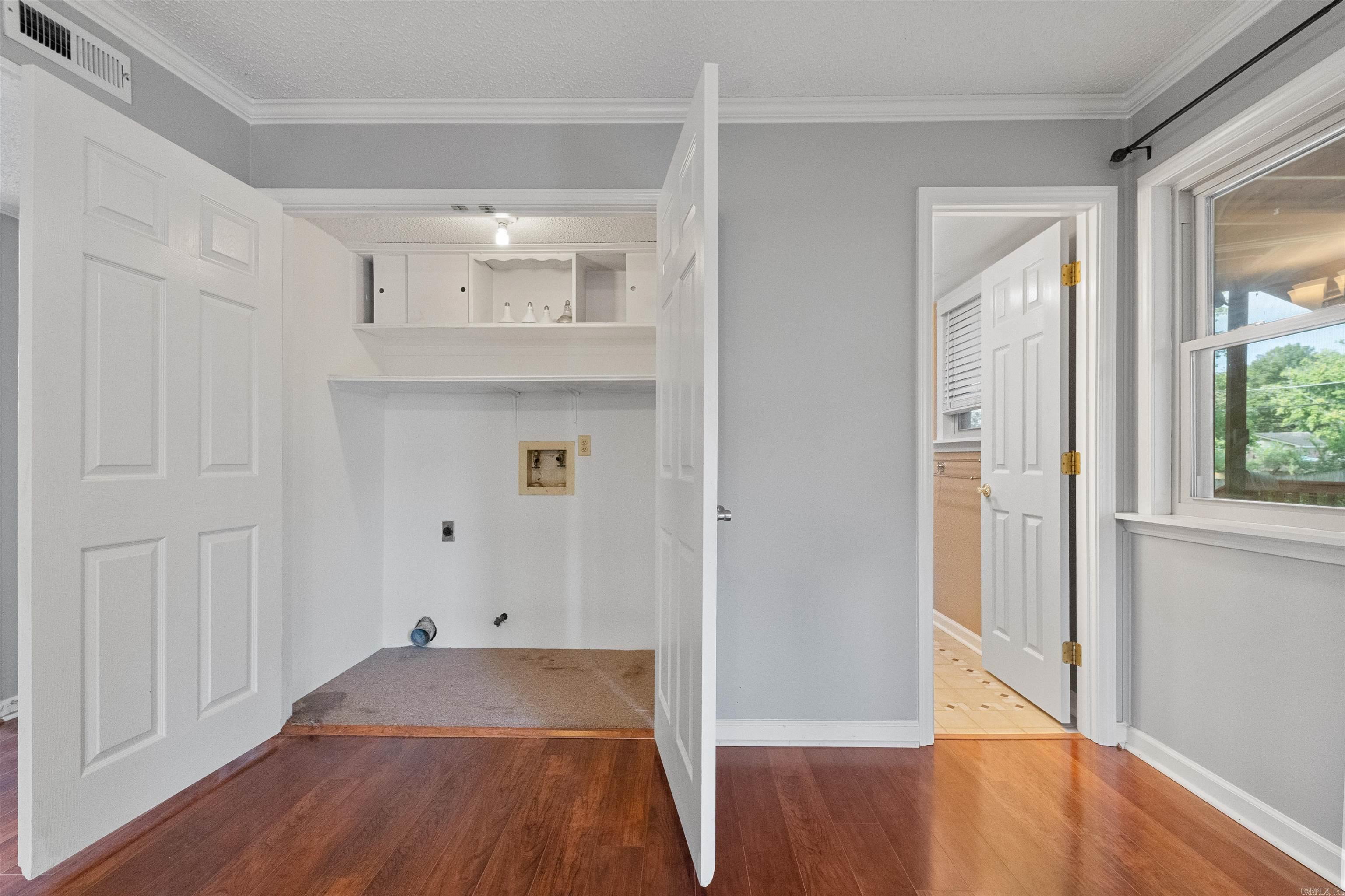 OAKBROOKE - Residential