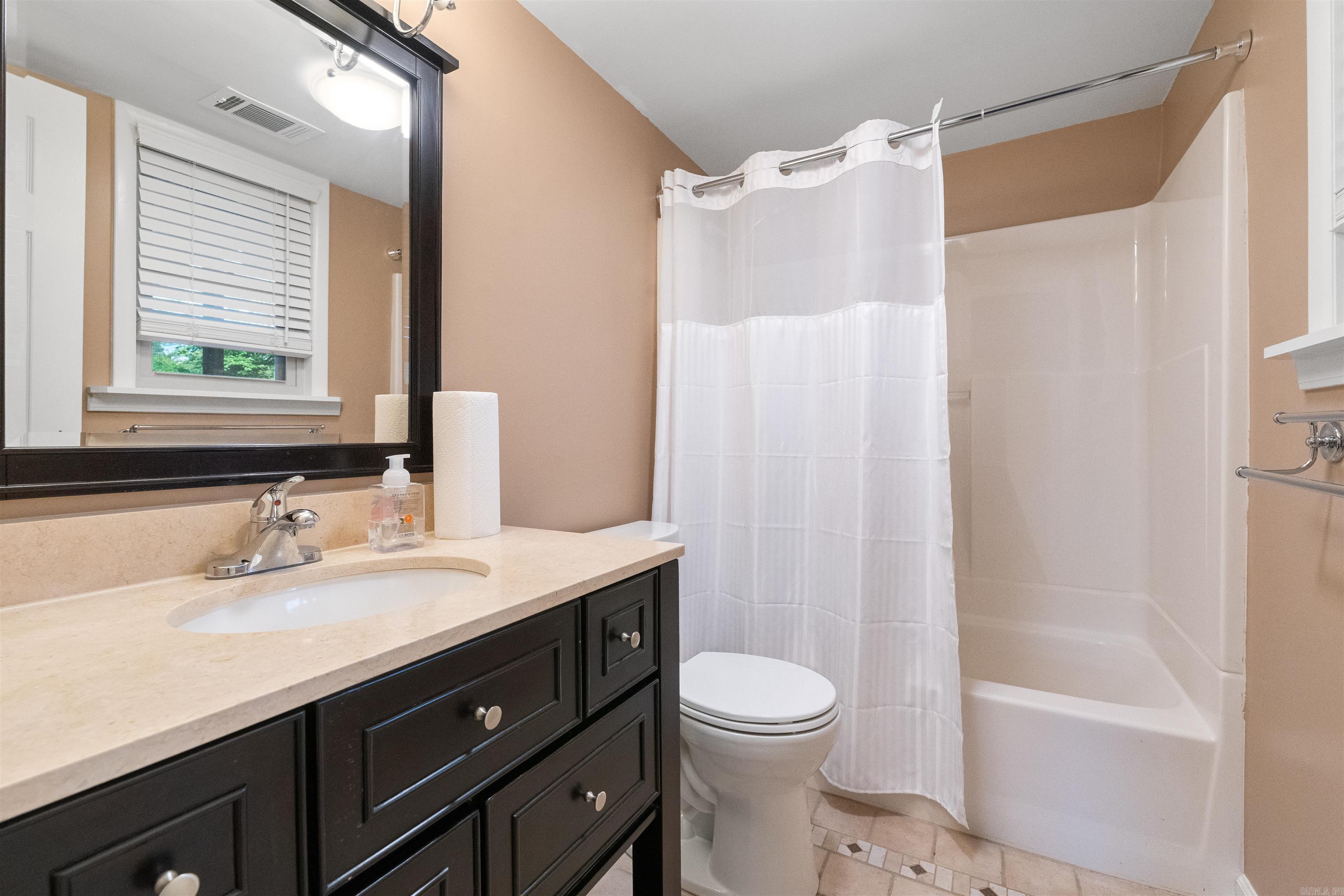 OAKBROOKE - Residential