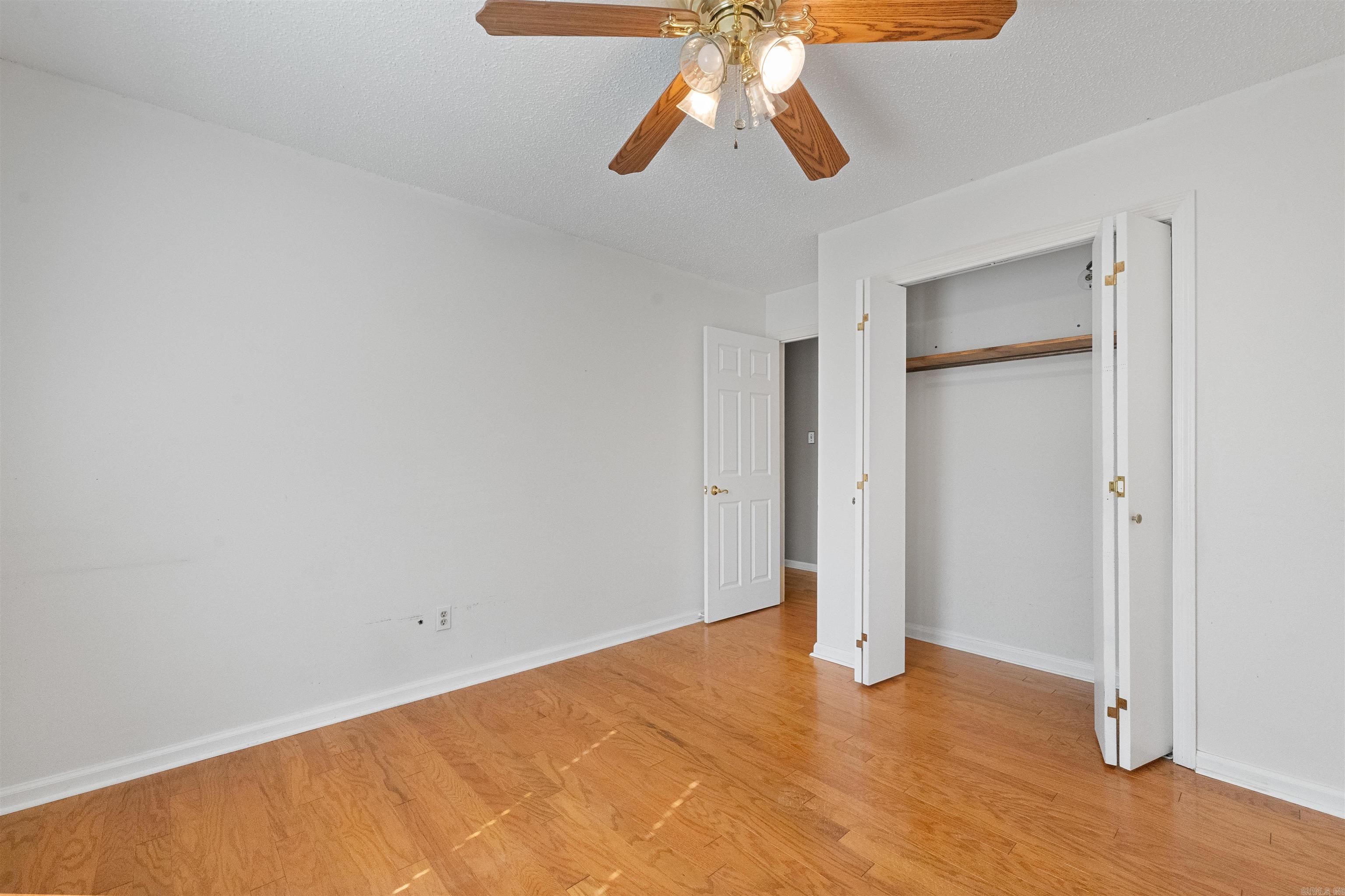 OAKBROOKE - Residential