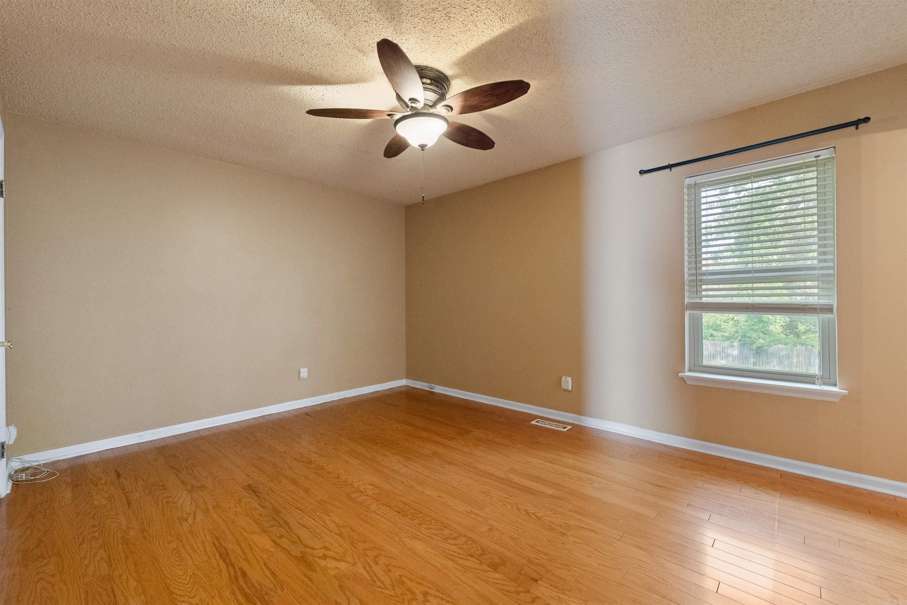 OAKBROOKE - Residential