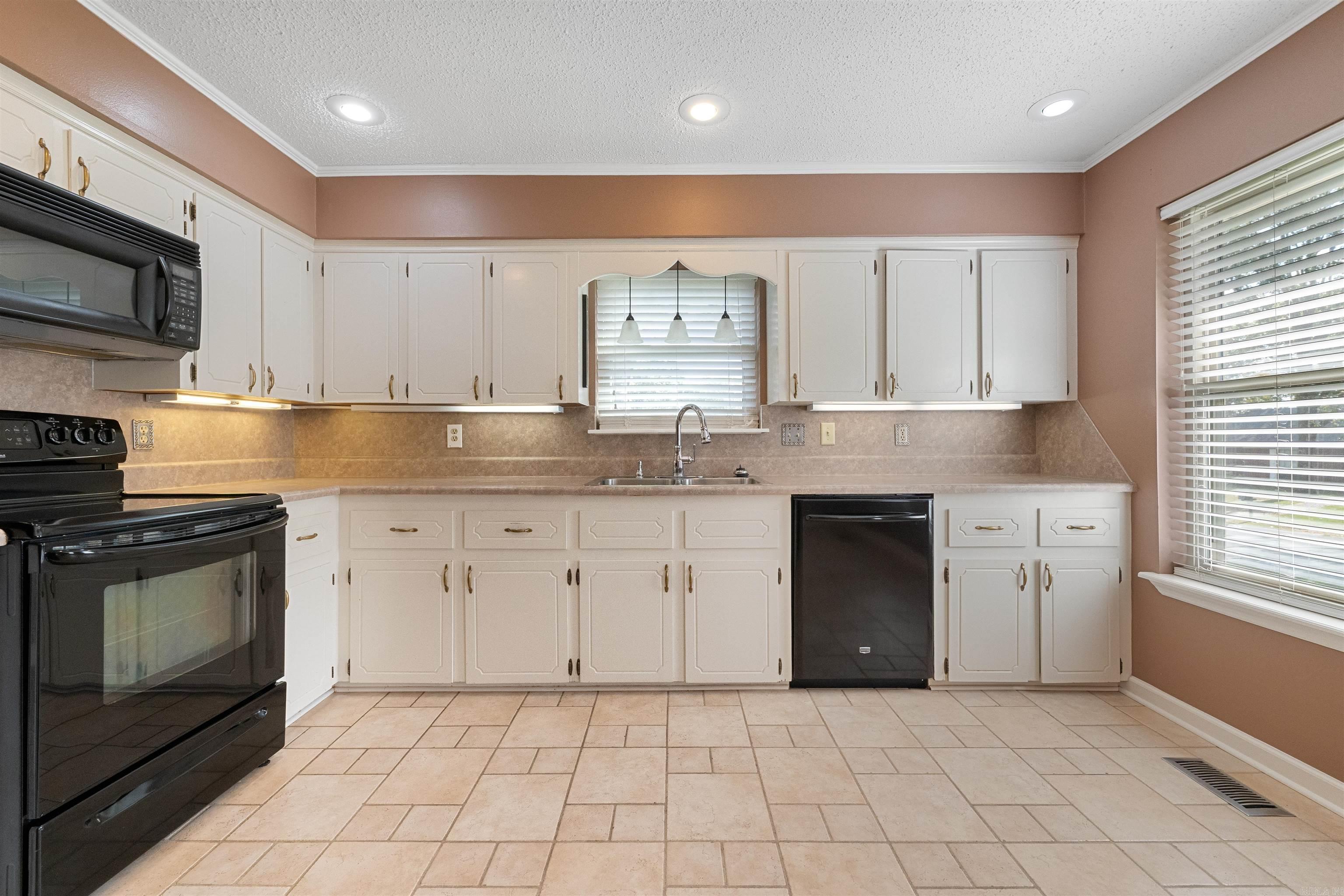 OAKBROOKE - Residential