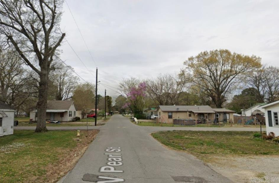 Baldwin & Collier - Land