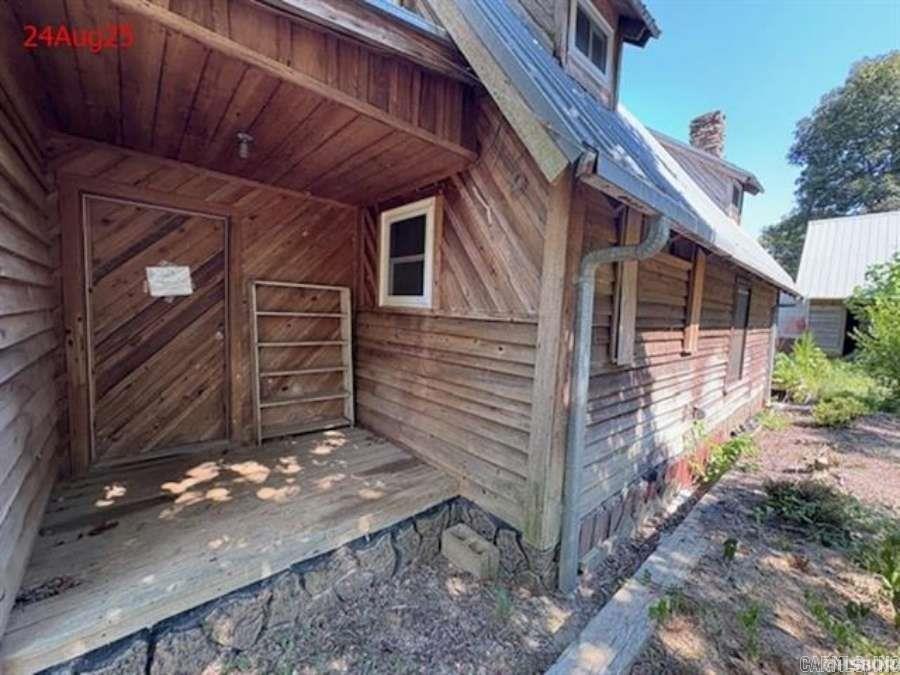 Metes & Bounds - Residential