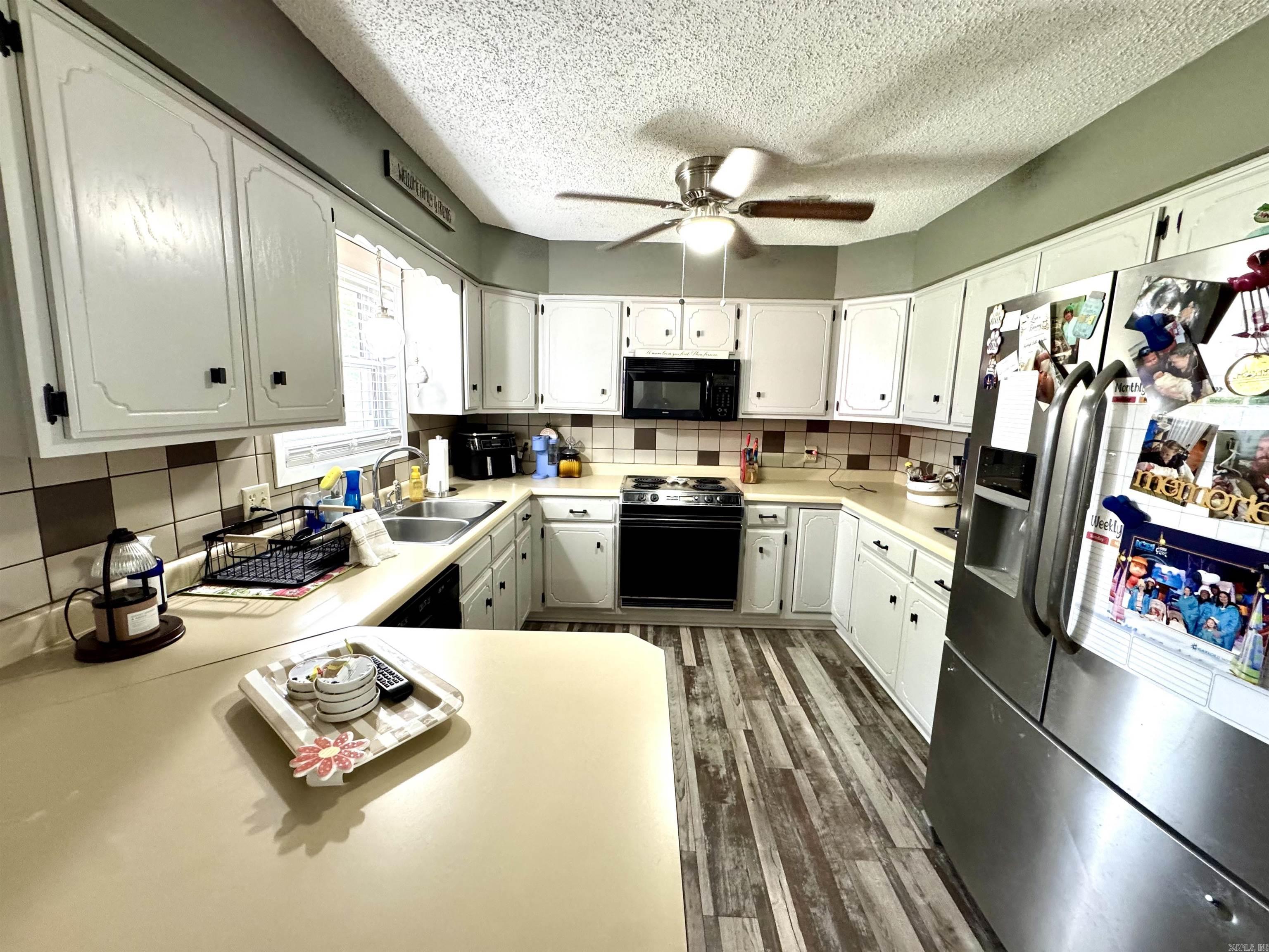 CLEARVIEW ESTATES - Residential